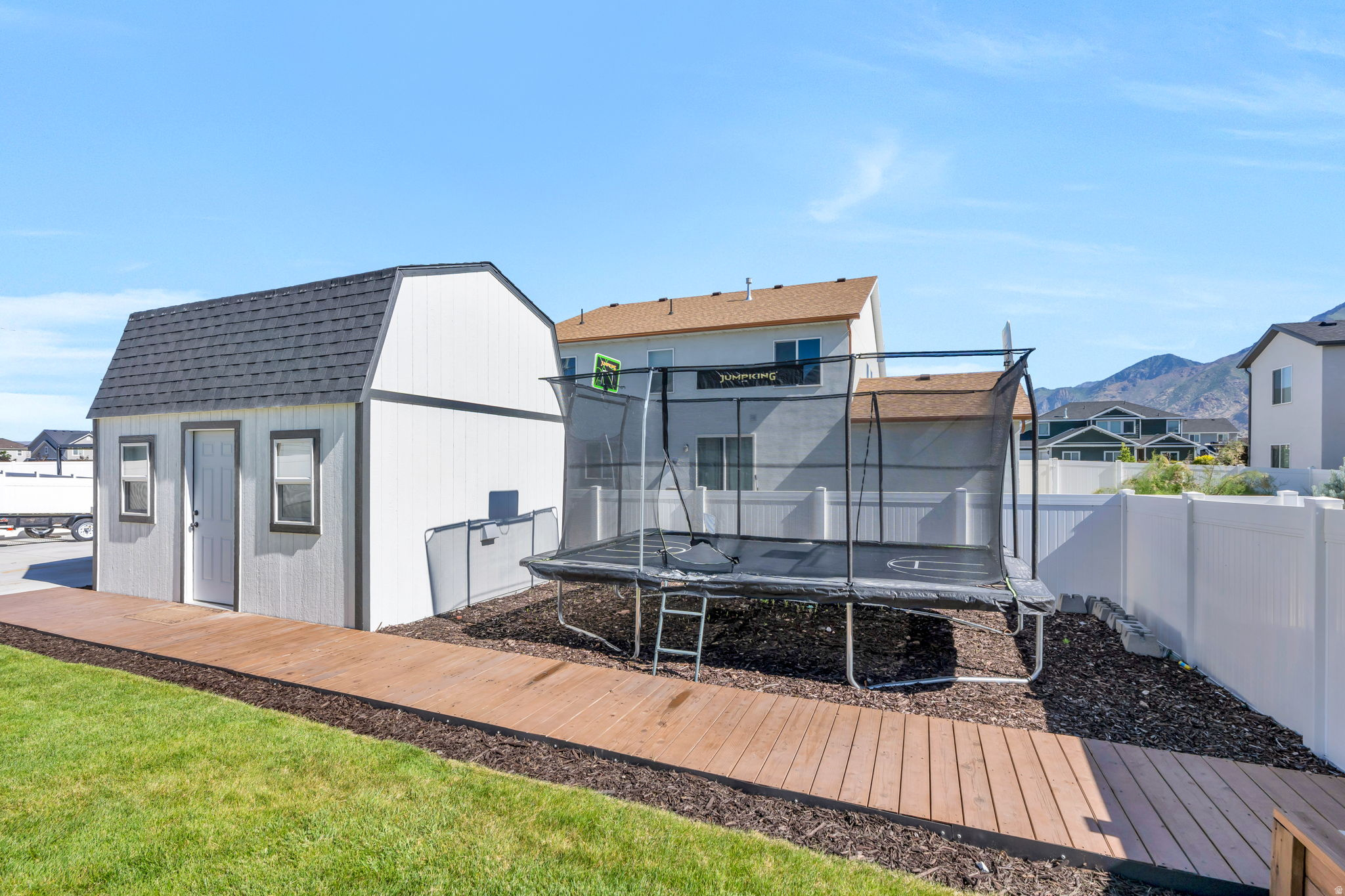 JESSIES BROOK - Residential