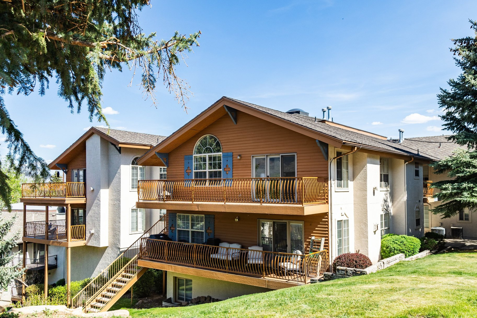 Adorable remodeled top-floor Swiss Oaks condo that is completely turn-key and ready for its next owner! Fully remodeled at the end of 2021, this bright and inviting 3-bedroom, 2-bath condo features vaulted ceilings throughout, new LVP flooring, fresh paint, updated lighting, roller shades, and beautifully renovated kitchen and bathrooms with custom tile work, new cabinetry, countertops, plumbing fixtures, and finishes throughout. The open kitchen, dining, and living area is filled with natural light and opens to a massive private deck with peaceful views toward Wasatch State Park - perfect for relaxing or entertaining. One bedroom is currently set up as an office/man cave with its own private deck but can easily be converted back into a traditional bedroom. The spacious primary suite includes an en-suite bath, while the additional guest bedroom and full bath provide plenty of room for family and guests. Offered fully furnished if desired, this condo is truly move-in ready. Additional features include one assigned covered garage parking space and an oversized 10x14 storage closet conveniently located next to the parking area - ideal for storing skis, bikes, golf clubs, and all your outdoor gear. Located in the charming mountain town of Midway, just minutes from multiple golf courses, Wasatch State Park, and only 12 minutes to Jordanelle Reservoir and Deer Valley's new East Village. Incredible opportunity for a full-time residence, vacation getaway, or investment property with year-round recreation right outside your door!