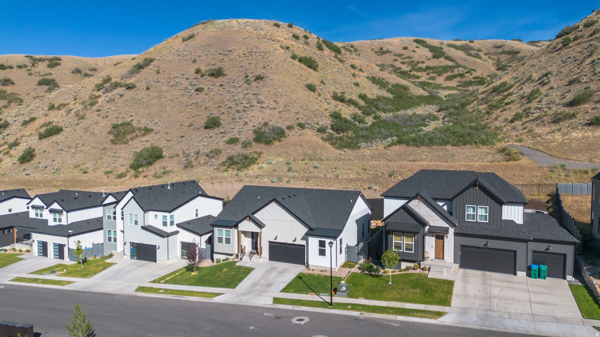 CANYON POINT - Residential
