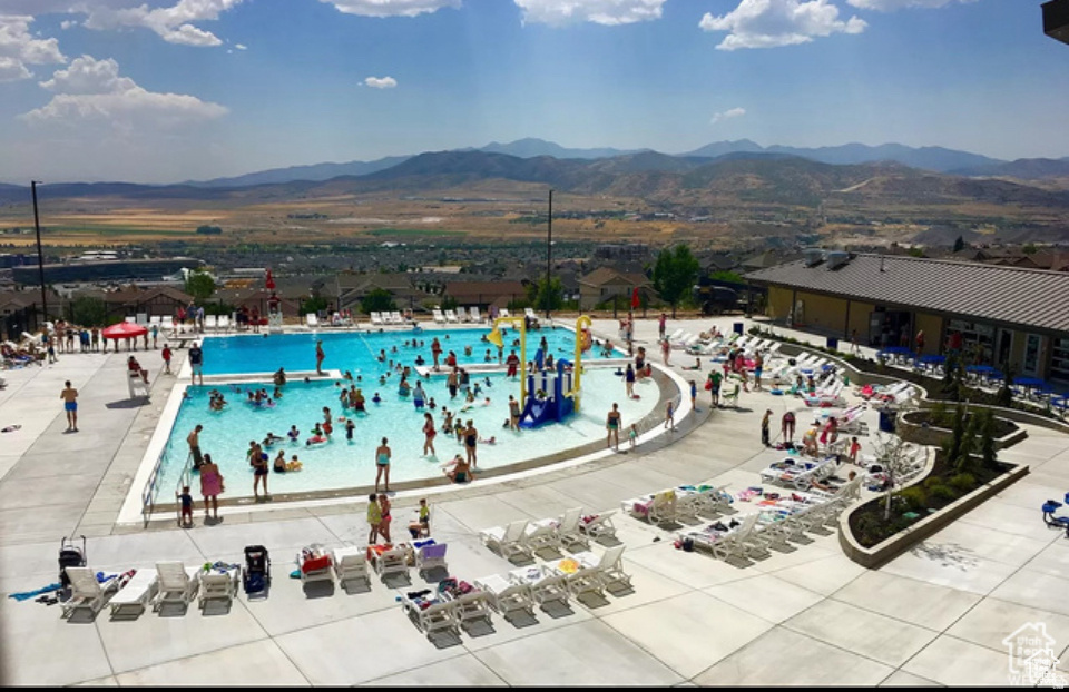CANYON POINT - Residential