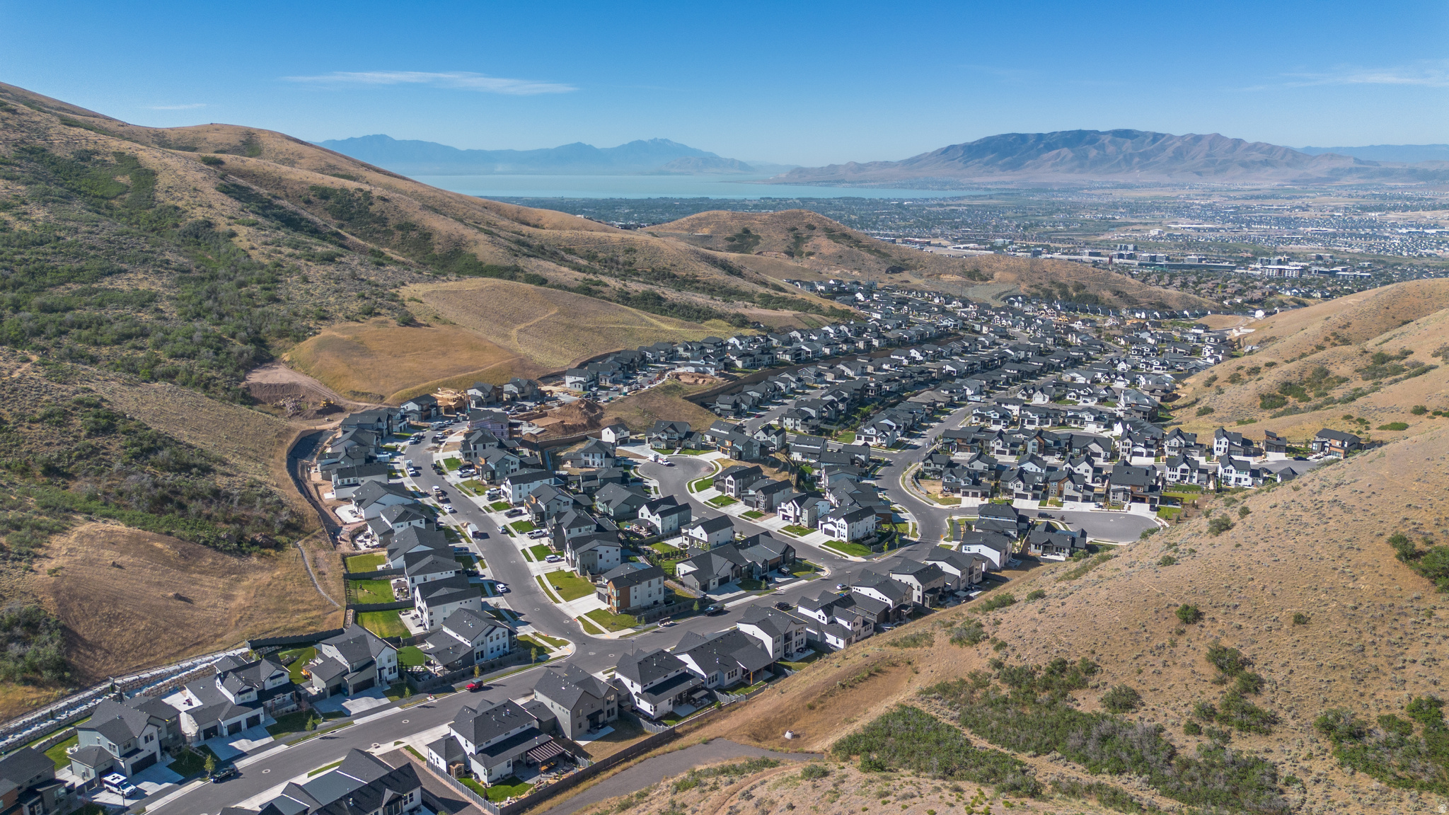 CANYON POINT - Residential