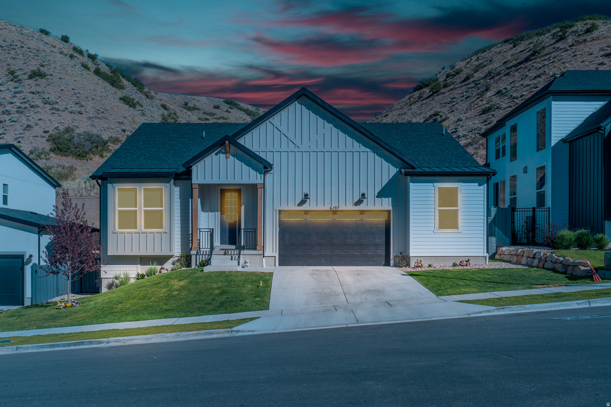 CANYON POINT - Residential