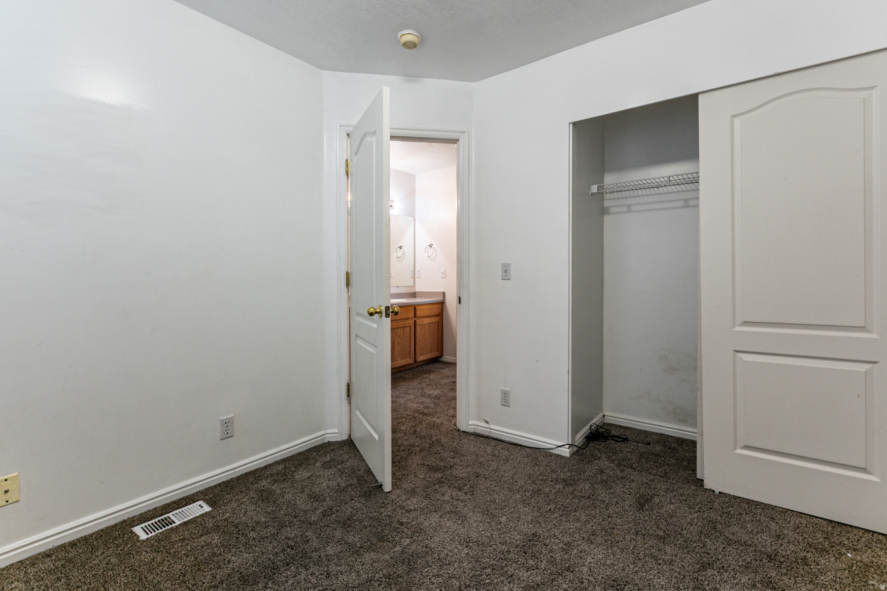 PEREGRINE POINTE - Residential