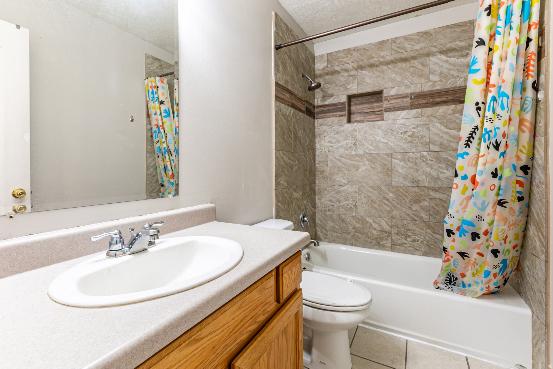 PEREGRINE POINTE - Residential