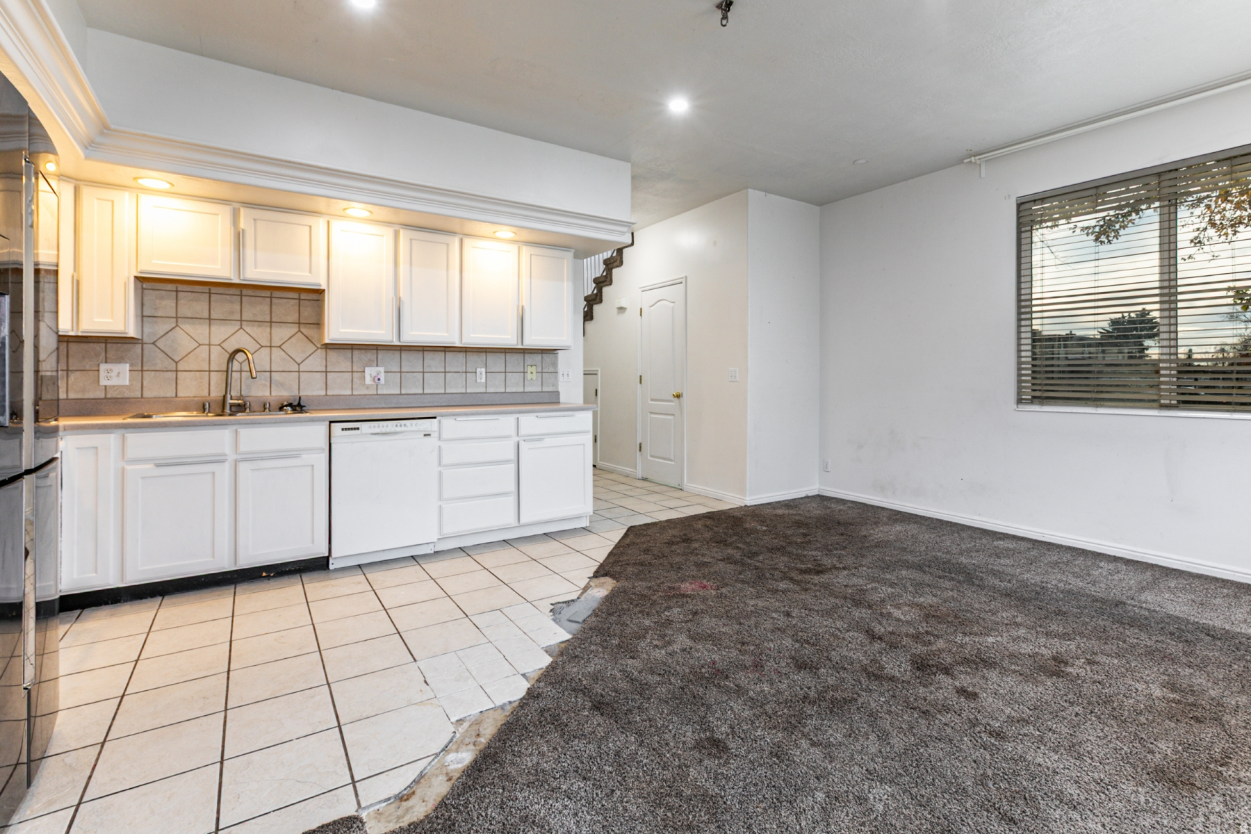 PEREGRINE POINTE - Residential