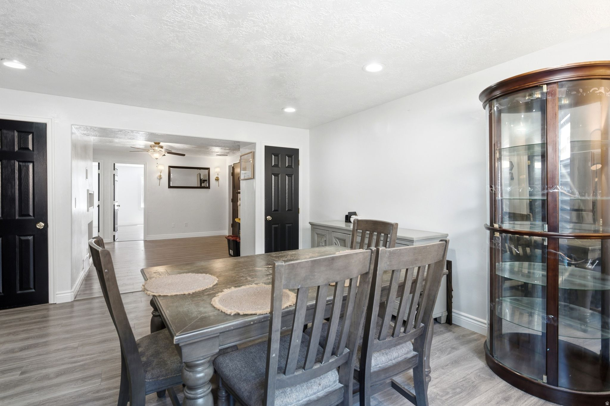 DIAMOND SUMMIT - Residential