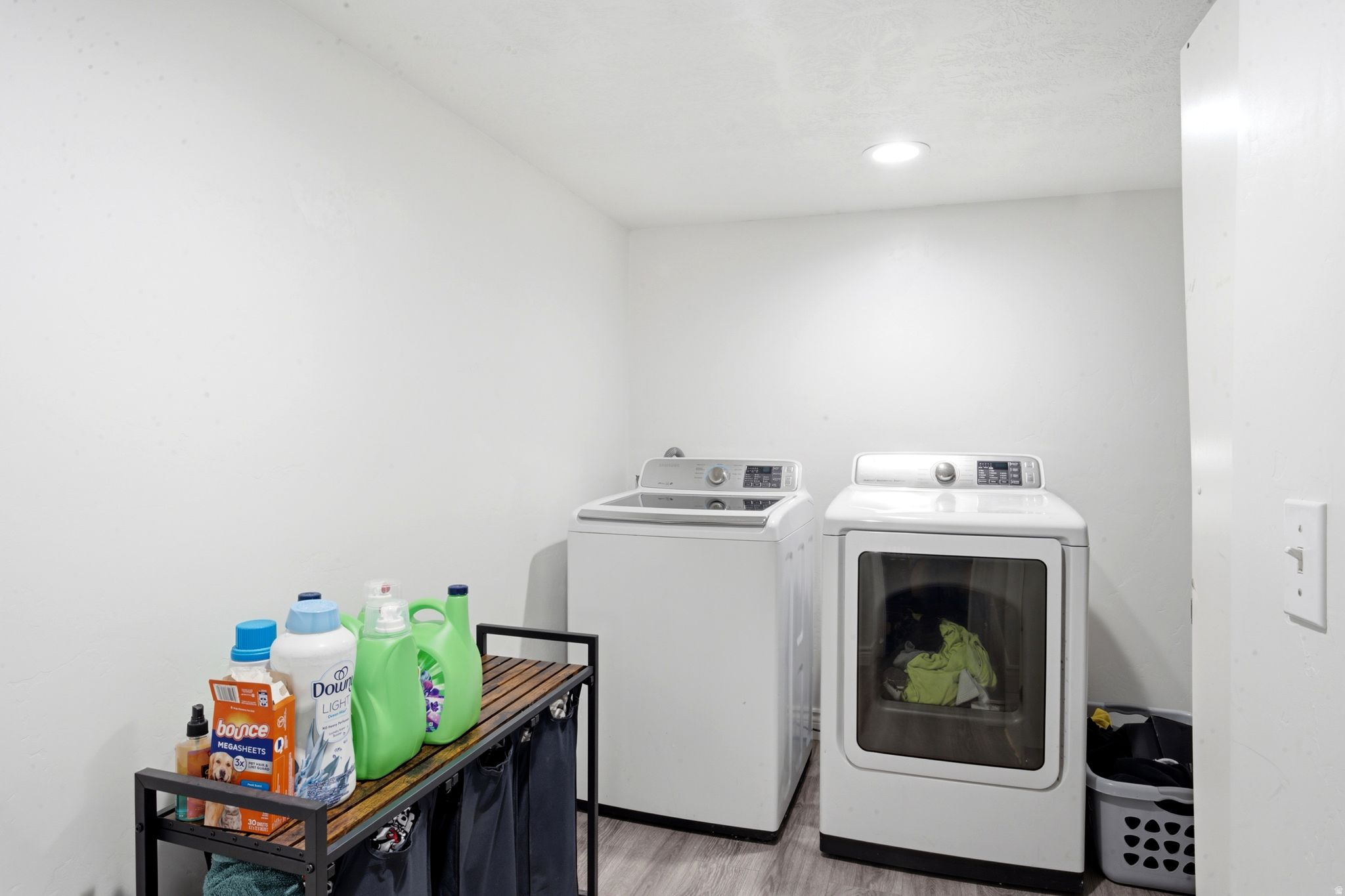 DIAMOND SUMMIT - Residential