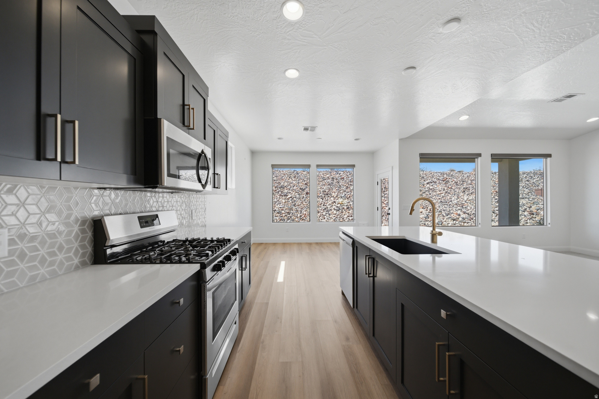 DESERT VISTA AT DESERT CANYONS PH 3 - Residential