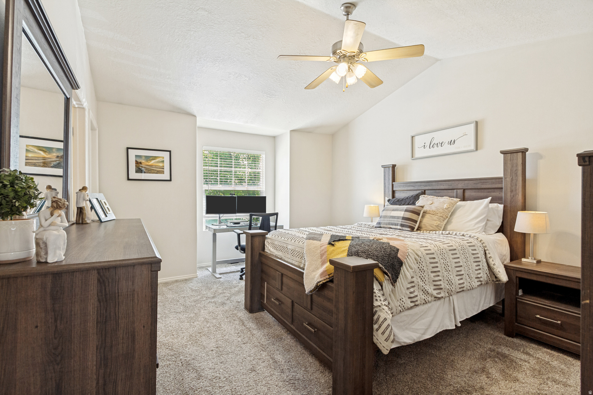COUNTRY LANE - Residential