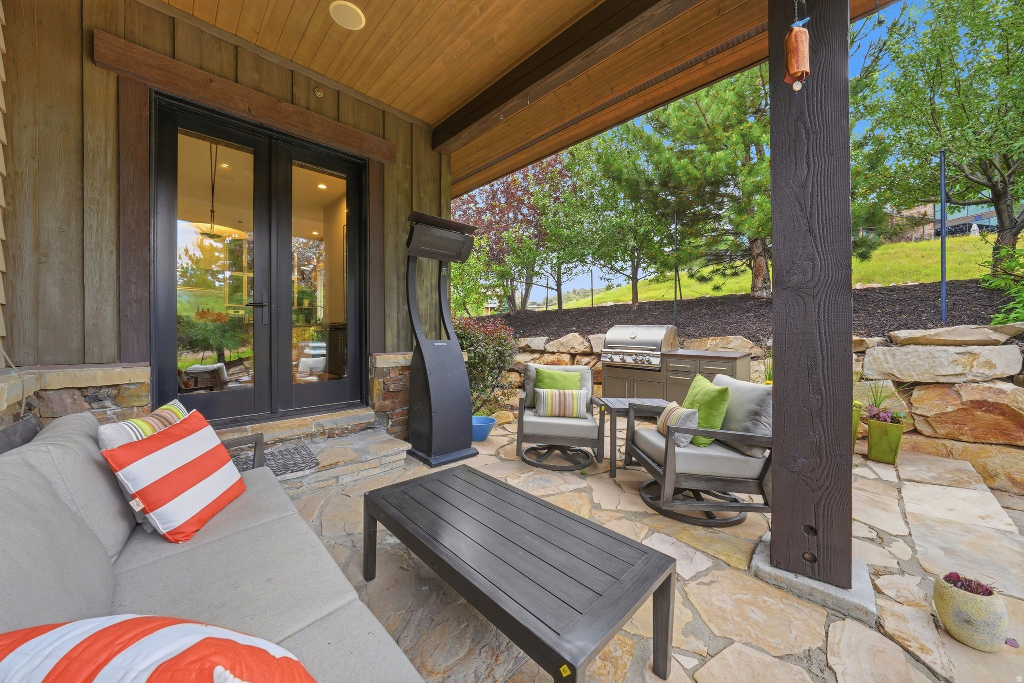 JEREMY POINT GOLF VILLAS - Residential