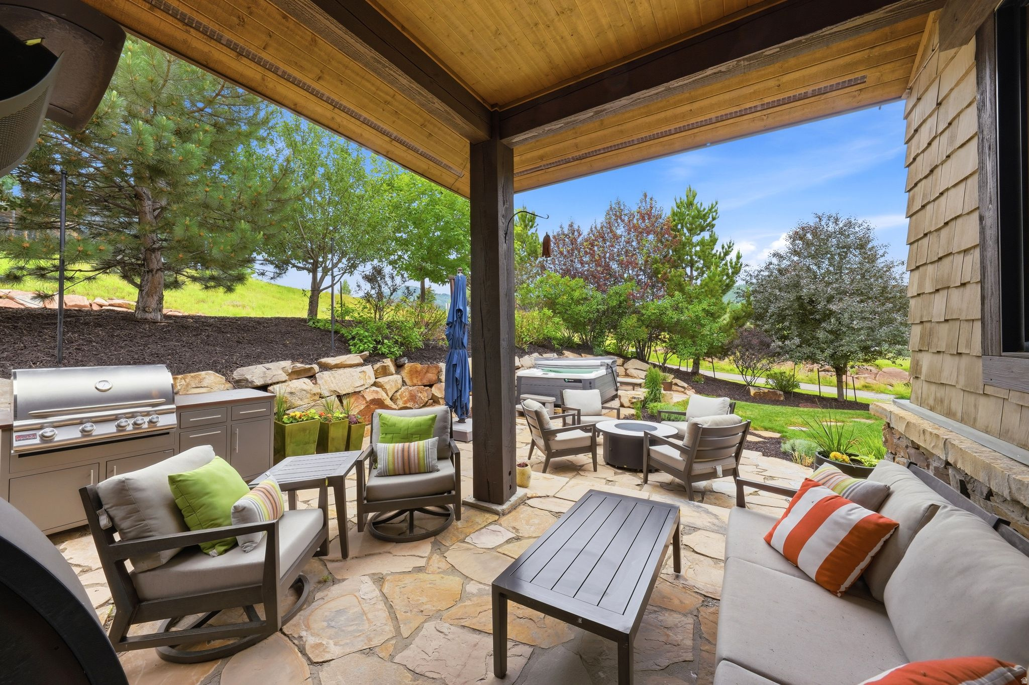 JEREMY POINT GOLF VILLAS - Residential