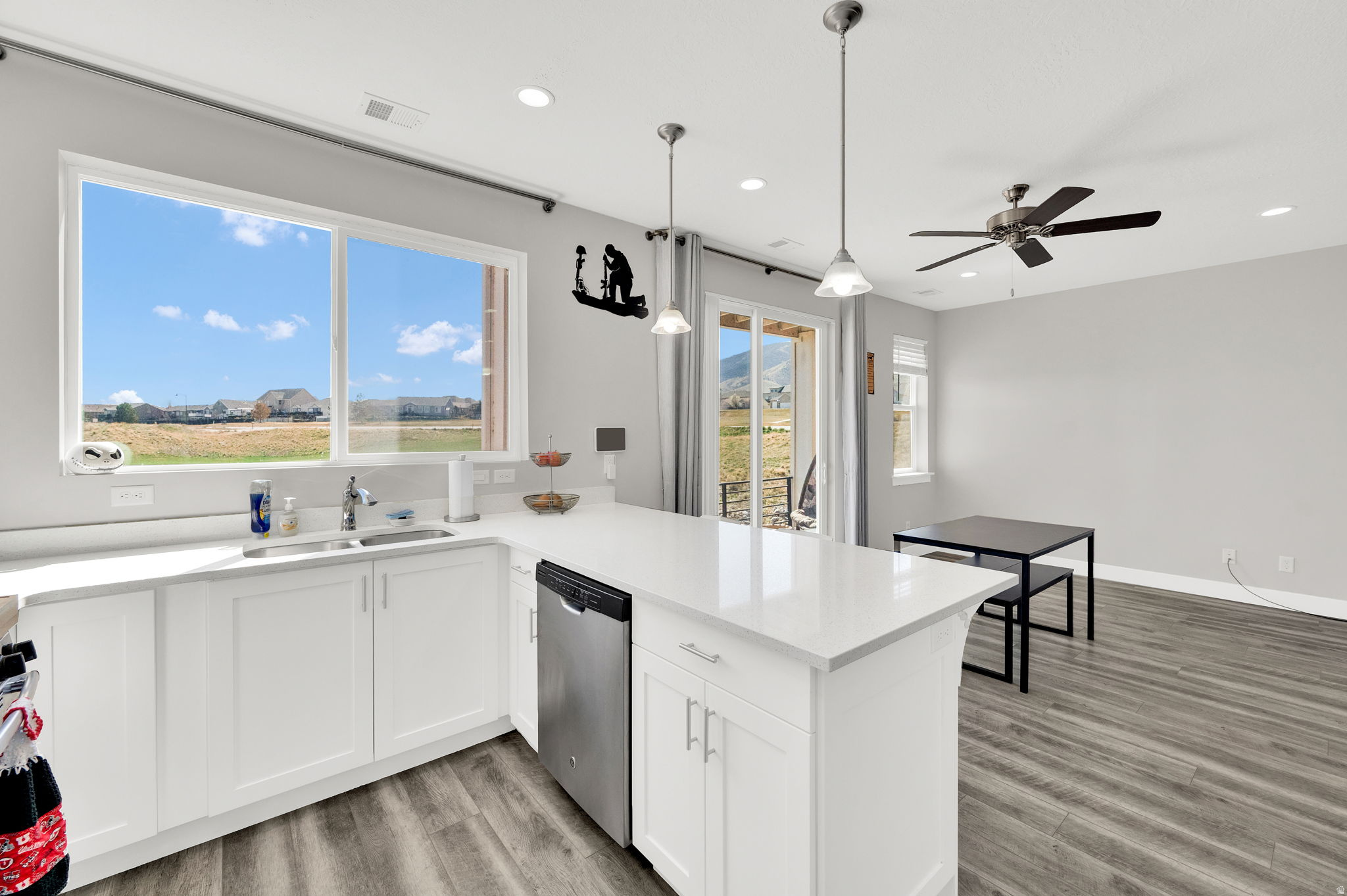 TALONS COVE - Residential