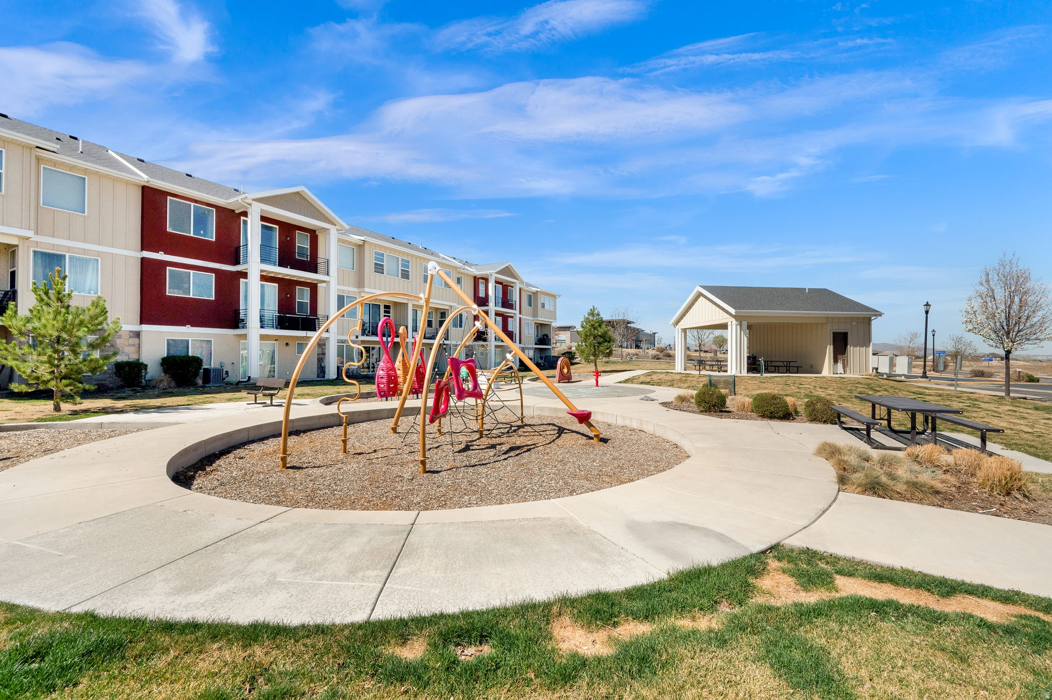 TALONS COVE - Residential