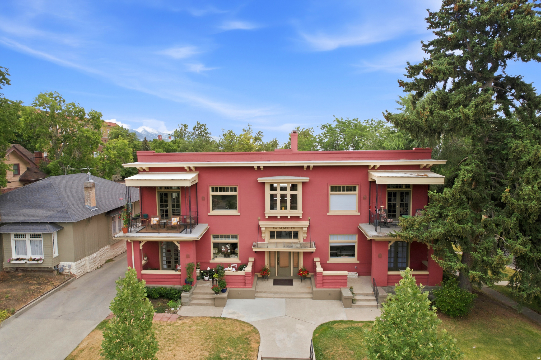 AVENUES - Residential