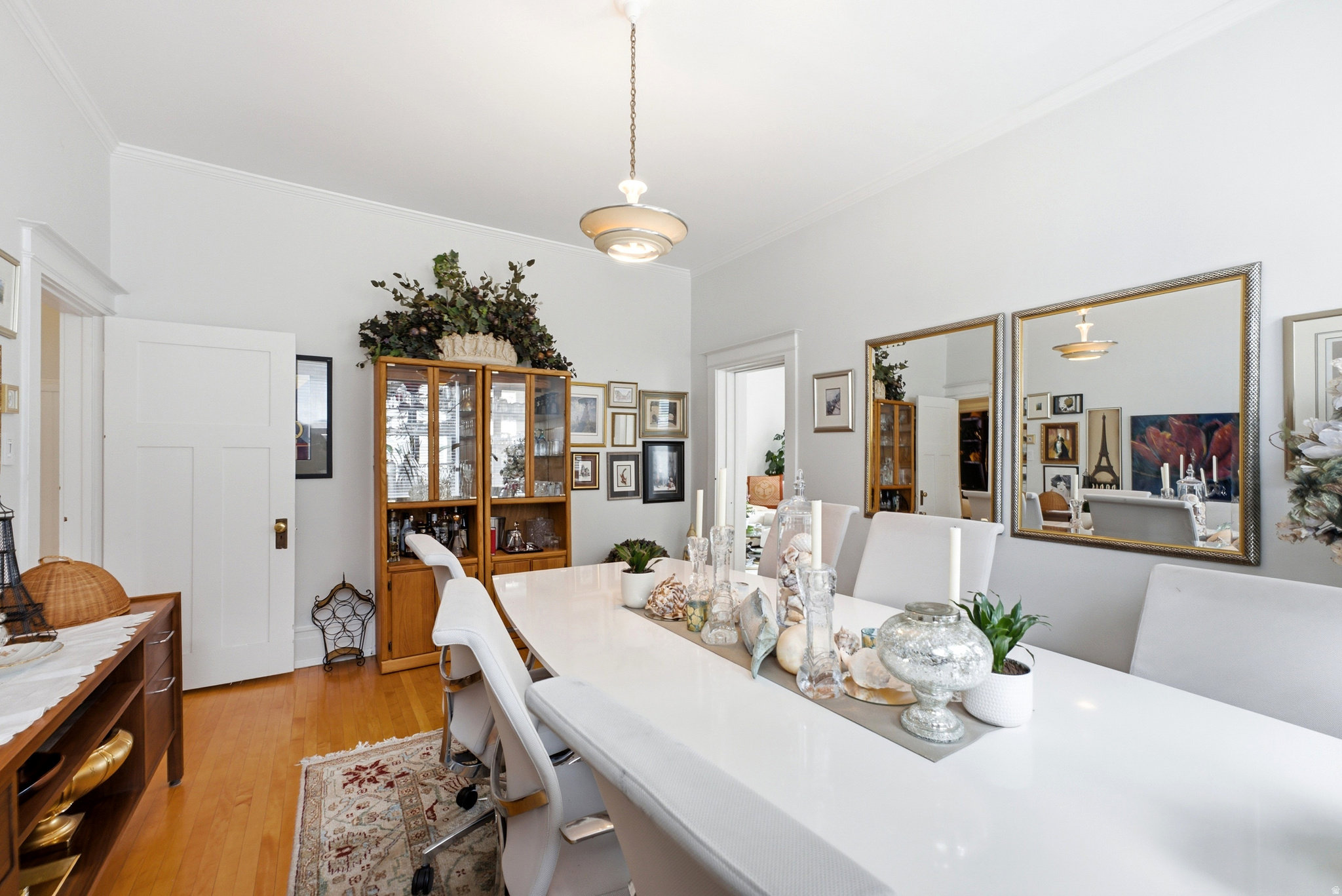 AVENUES - Residential