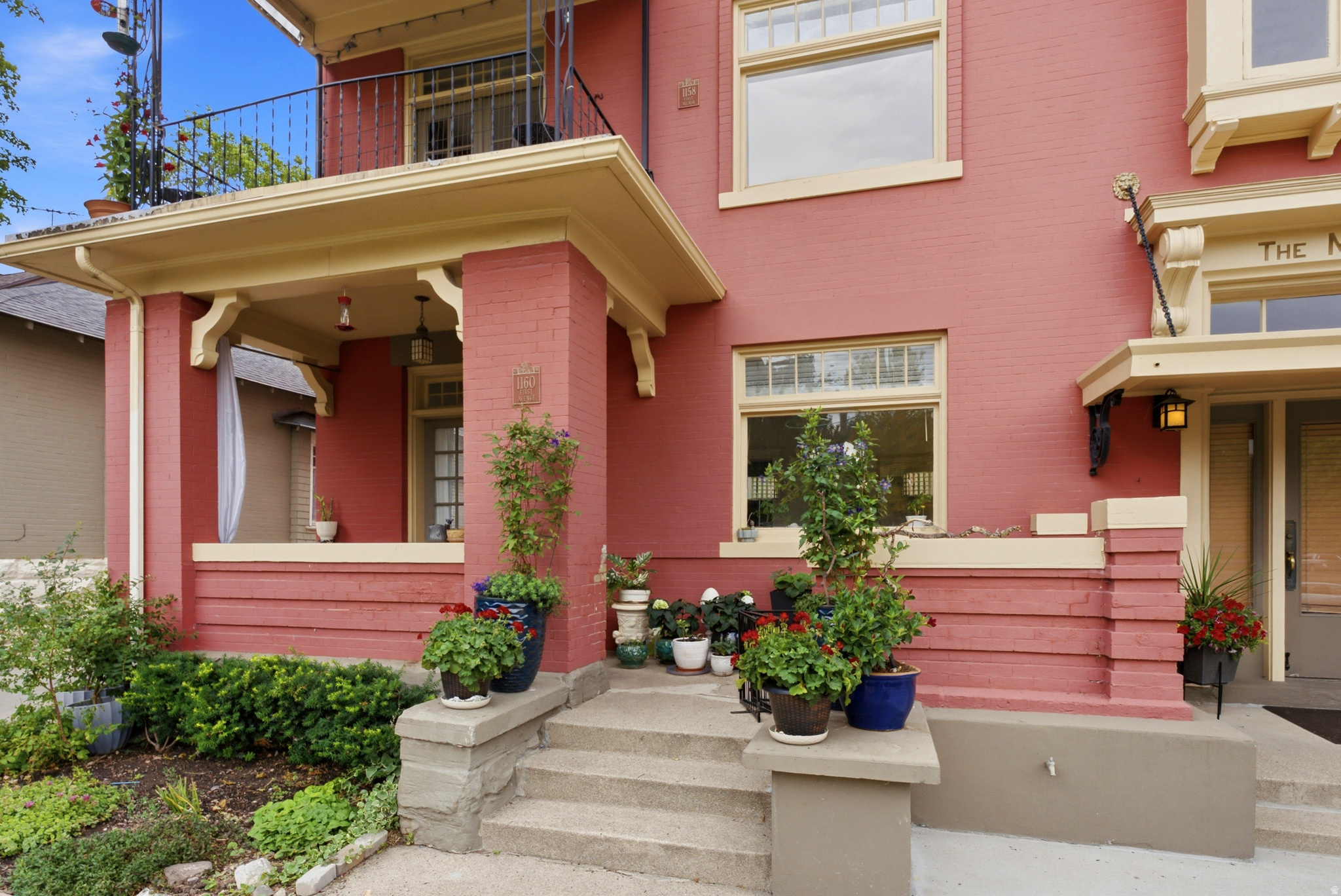 AVENUES - Residential