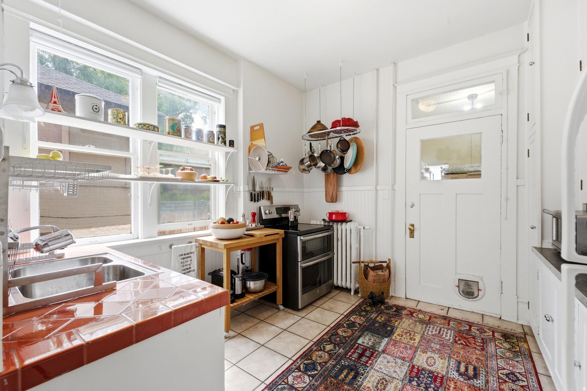 AVENUES - Residential