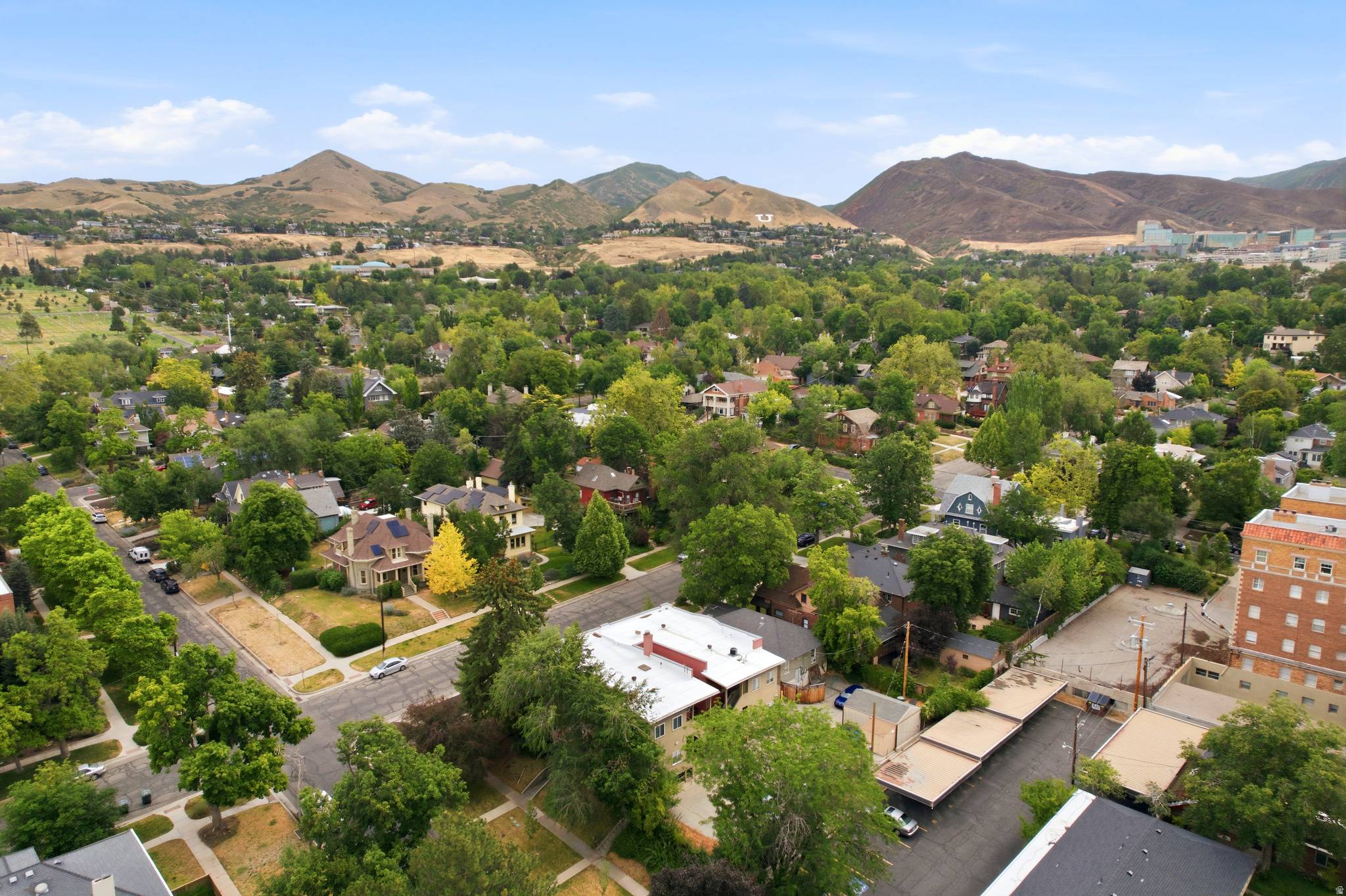 AVENUES - Residential
