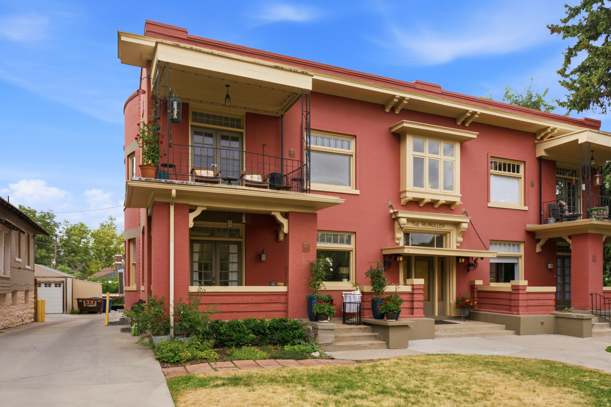 AVENUES - Residential