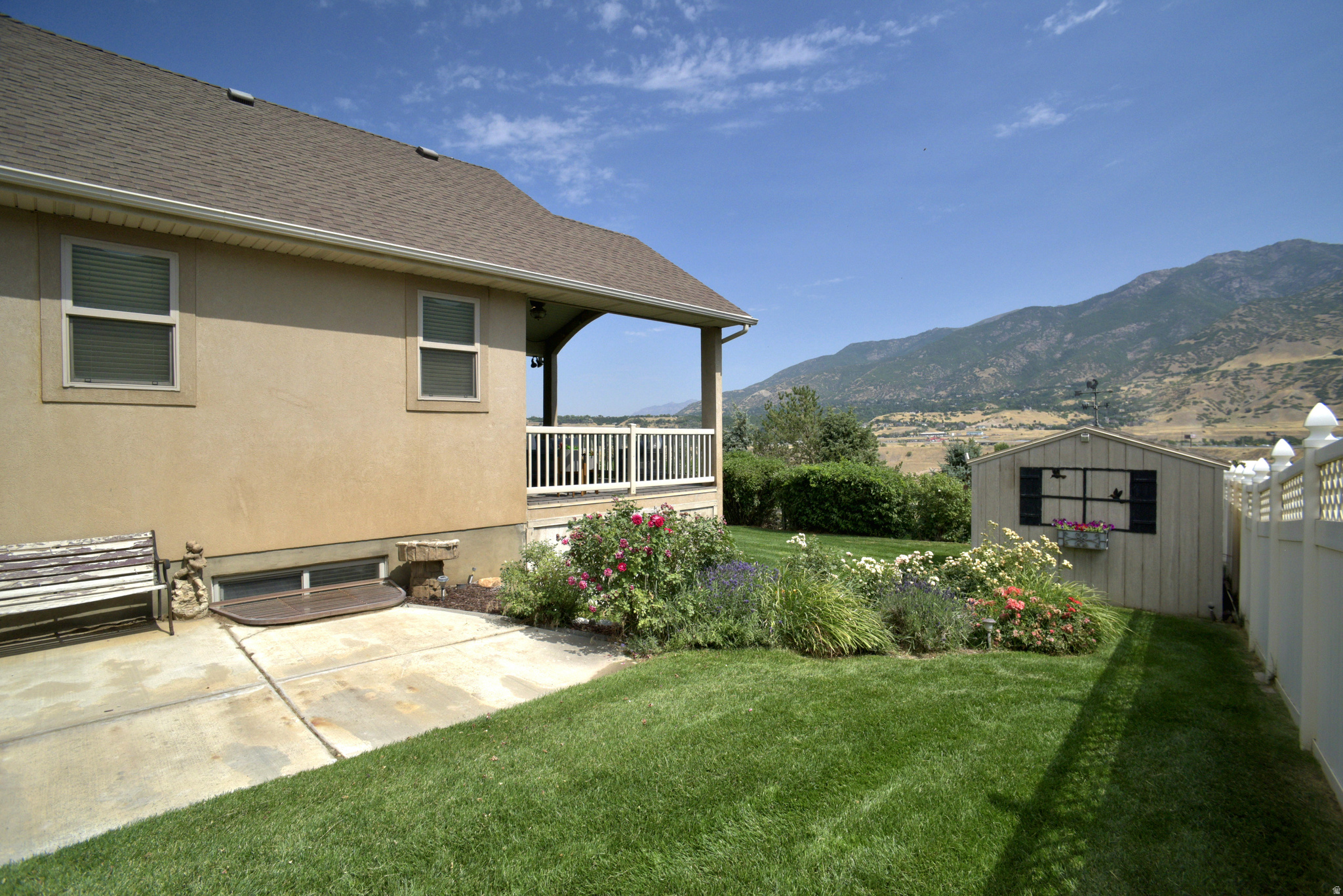 ROYAL FARMS - Residential