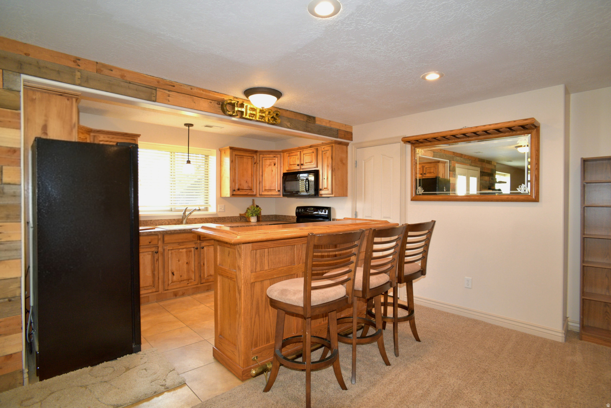 ROYAL FARMS - Residential