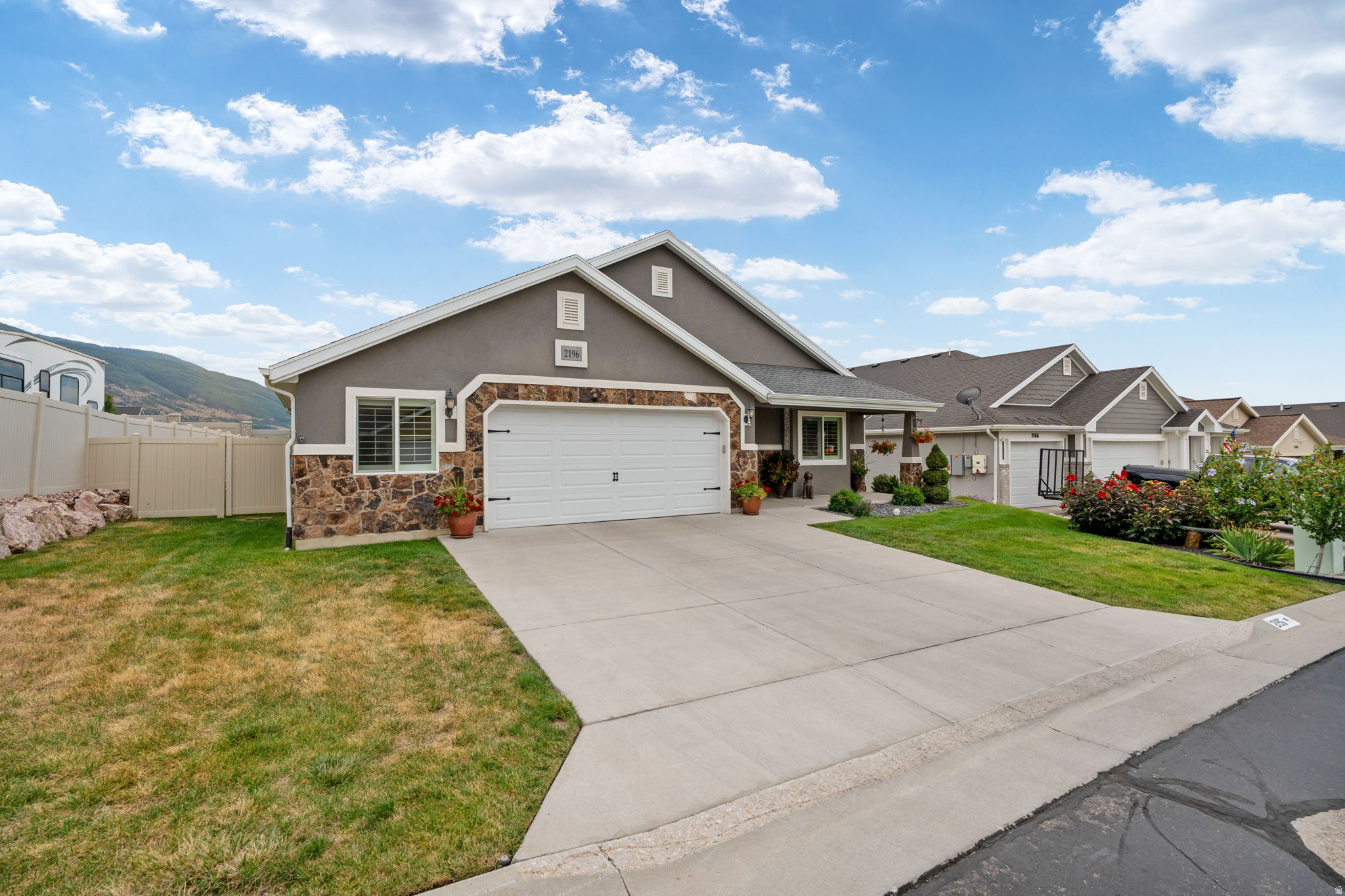 COTTAGES AT VALLEY VIEW - Residential