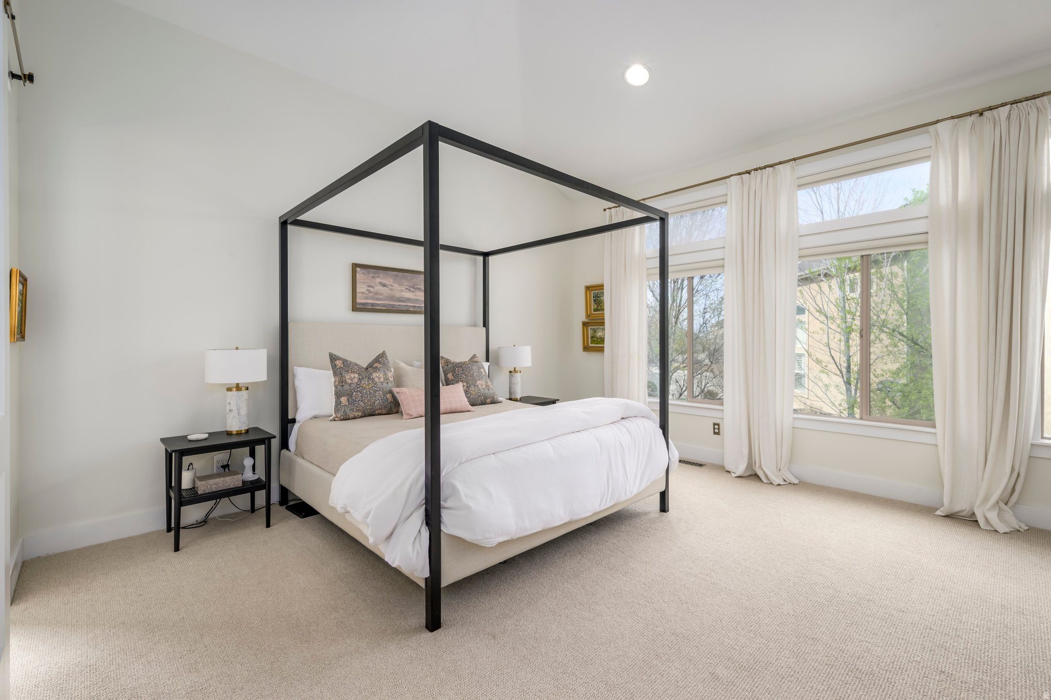BELLEVUE - Residential