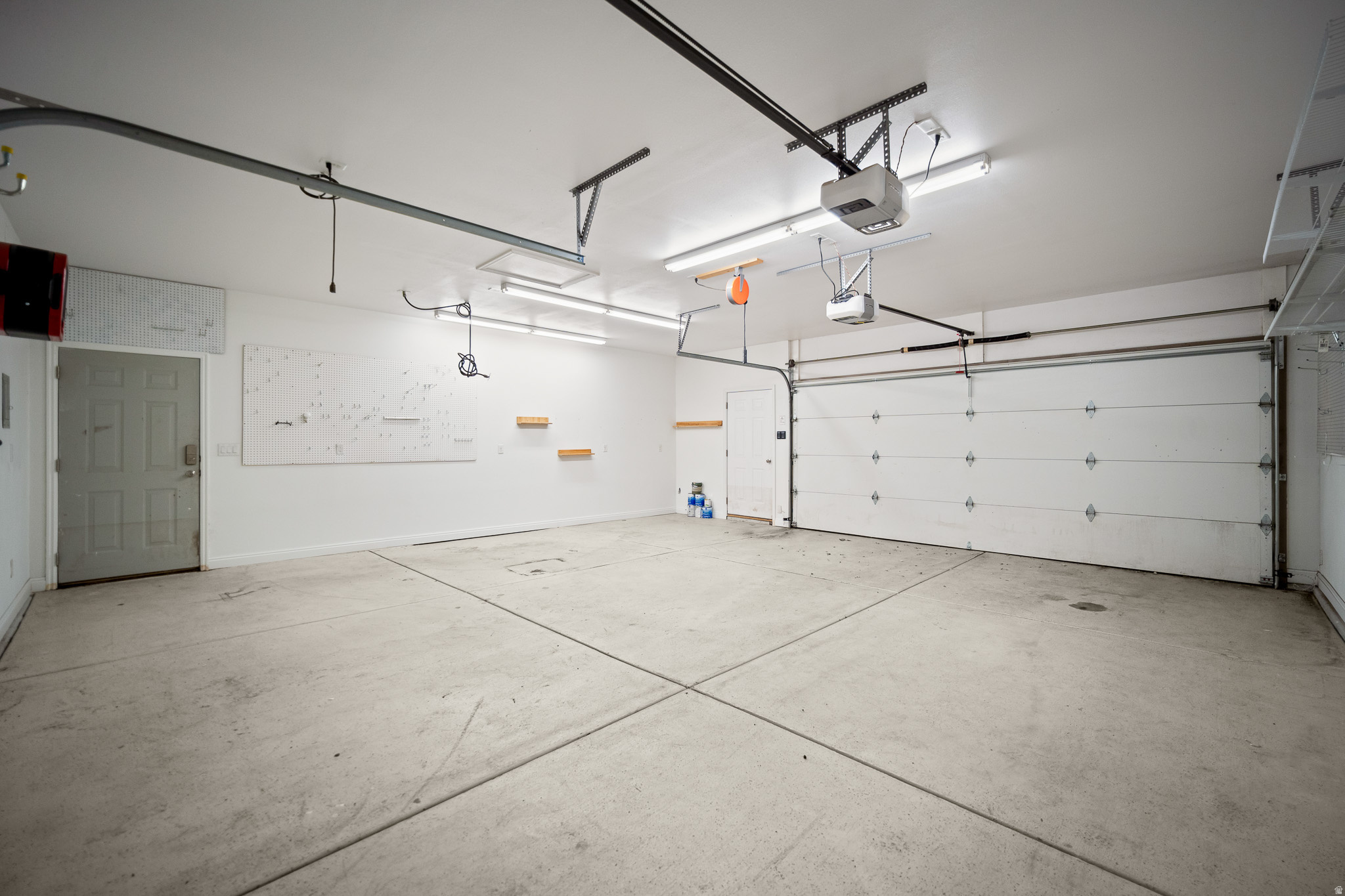 PINESTEAD 1 - Residential