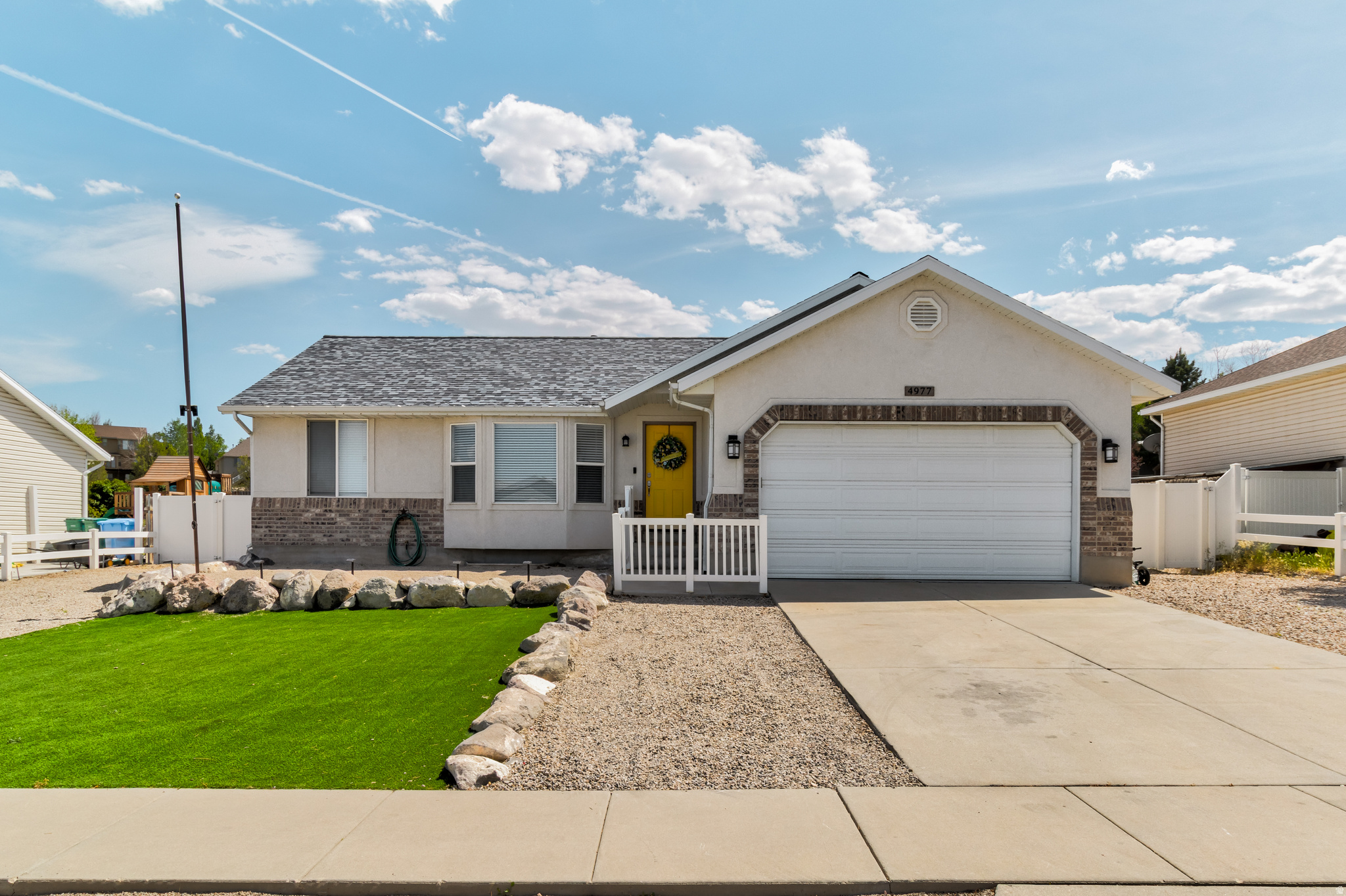 FOOTHILLS - Residential