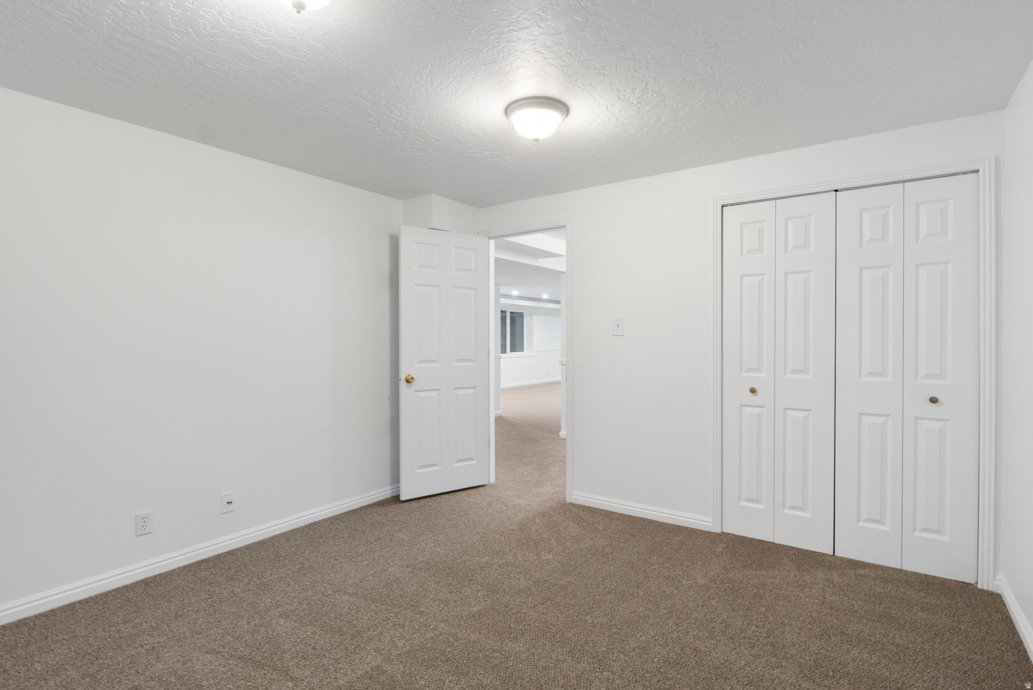 RIVERTON VILLAGE - Residential
