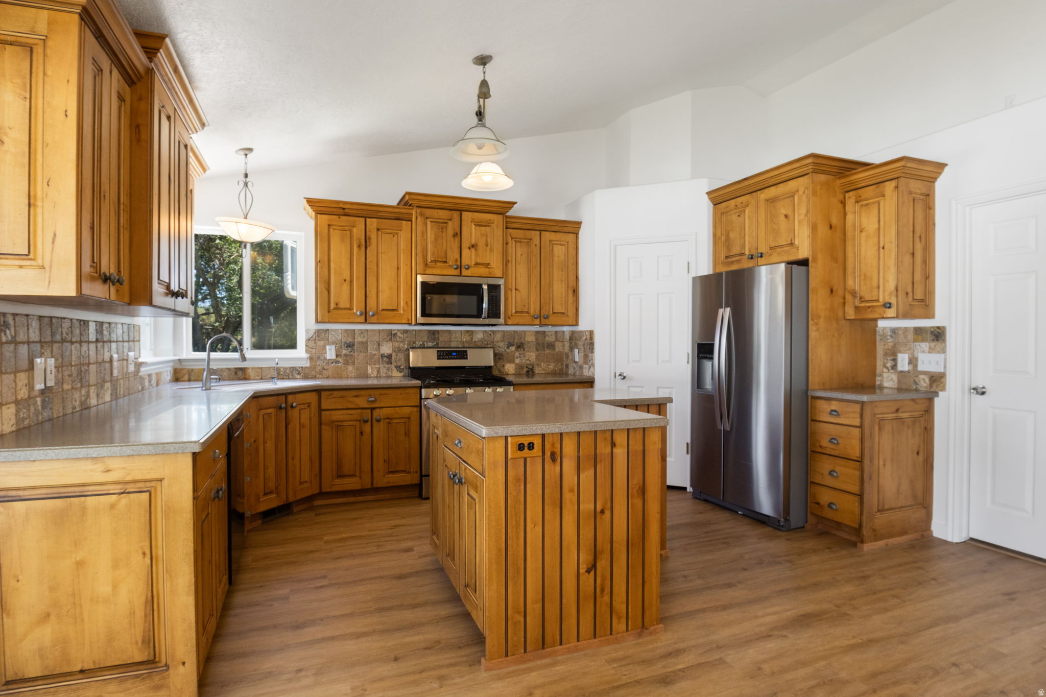 RIVERTON VILLAGE - Residential
