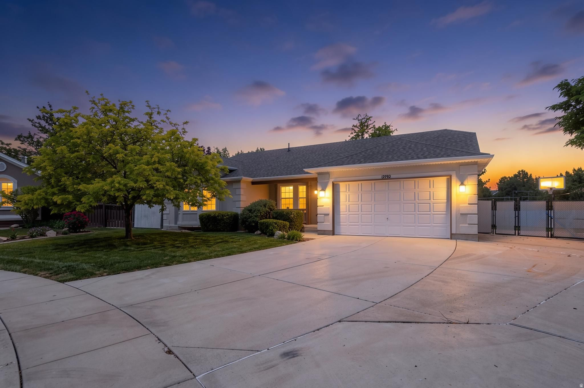 NEWLY REMODELED!  Fall in love with this open-concept gem featuring brand-new carpet, fresh paint, and a luxurious new master bathroom! The spacious great room flows seamlessly, making it perfect for family gatherings. Step outside into your private, fenced backyard-complete with a private gate leading directly into the park!  Bonus Feature: The primary suite includes a flexible adjoining room with its own hallway access. Transform it into a nursery, dream closet, executive office, or extra bedroom. Tons of space to raise a family or host guests!