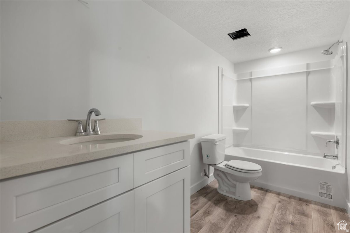 PORTERS CROSSING - Residential