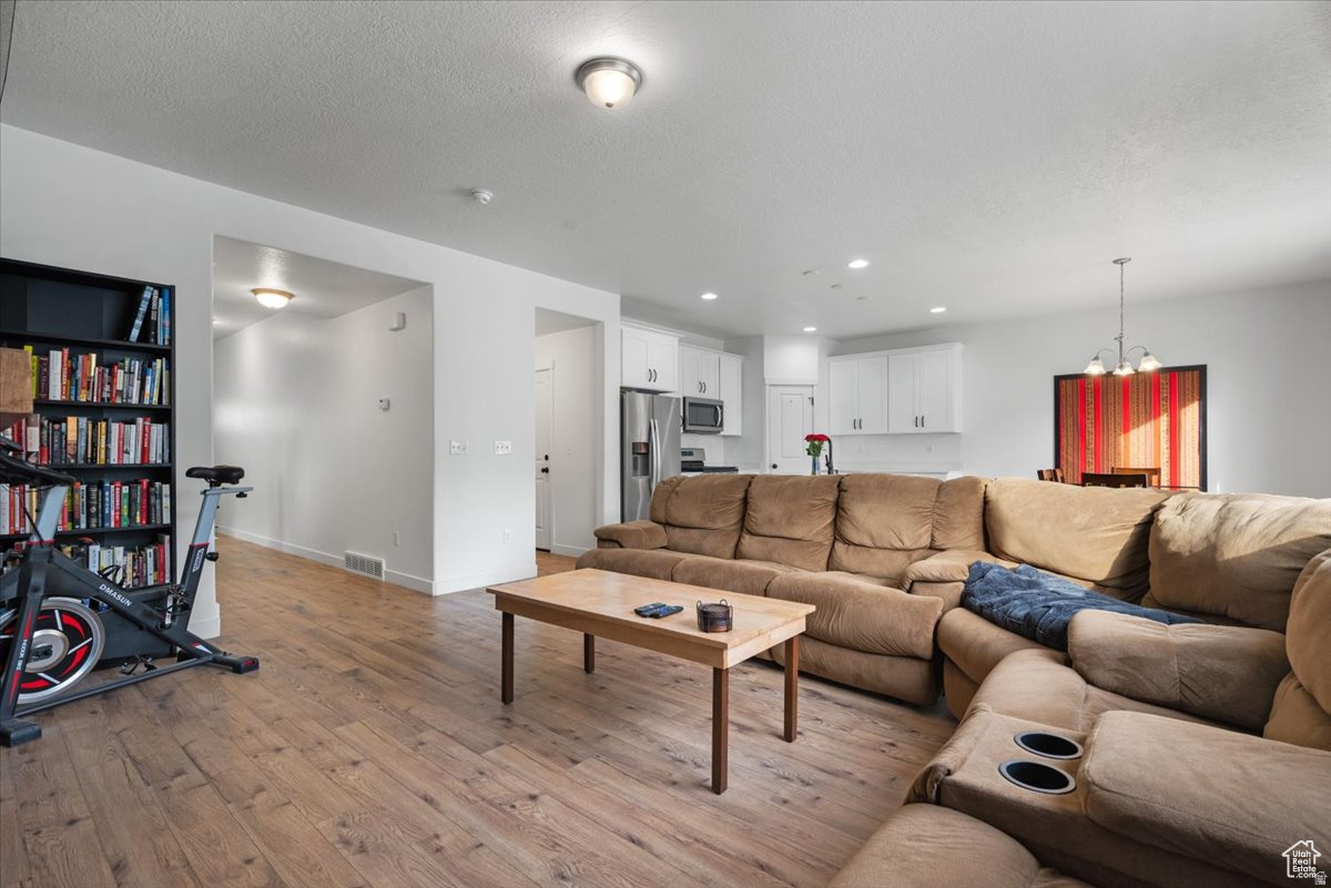 PORTERS CROSSING - Residential