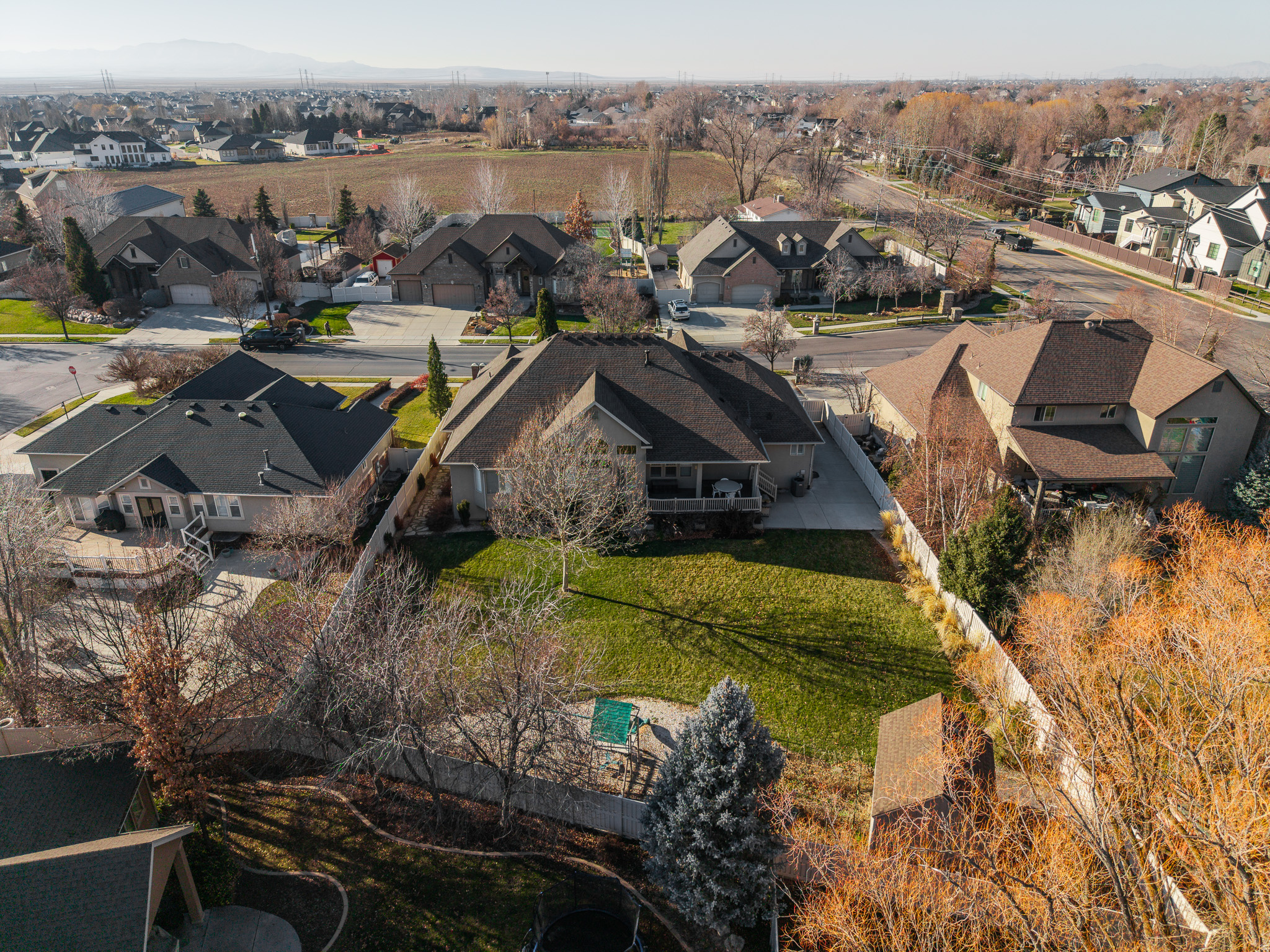 MOUNTAIN VISTAS - Residential