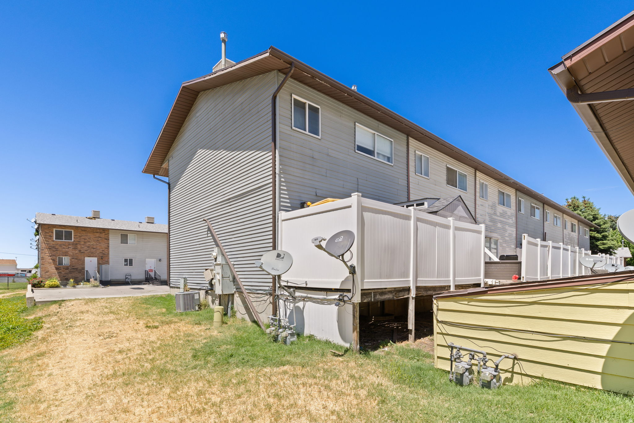 MILLCREEK MANOR - Residential
