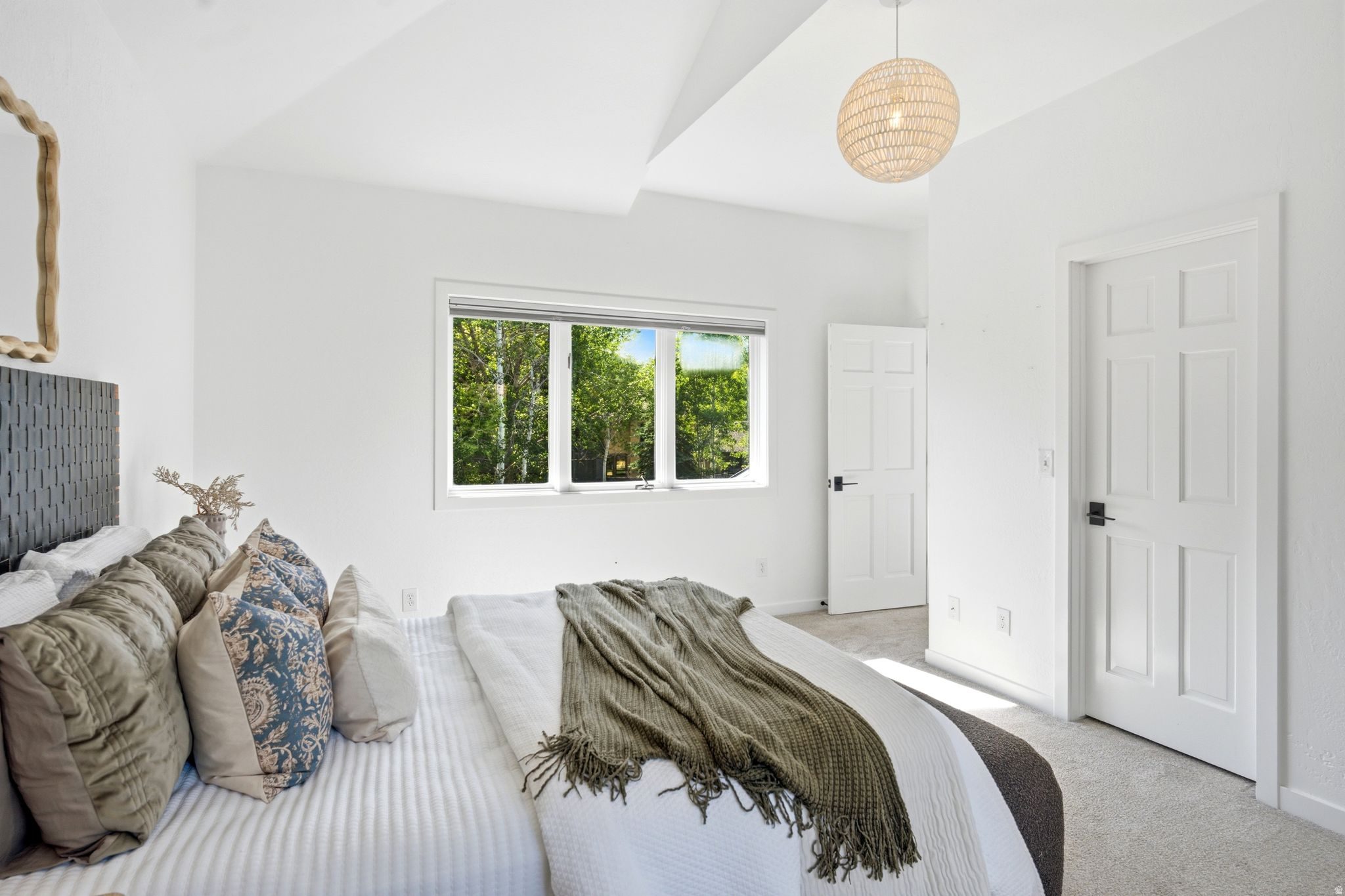 SILVER SPRINGS - Residential