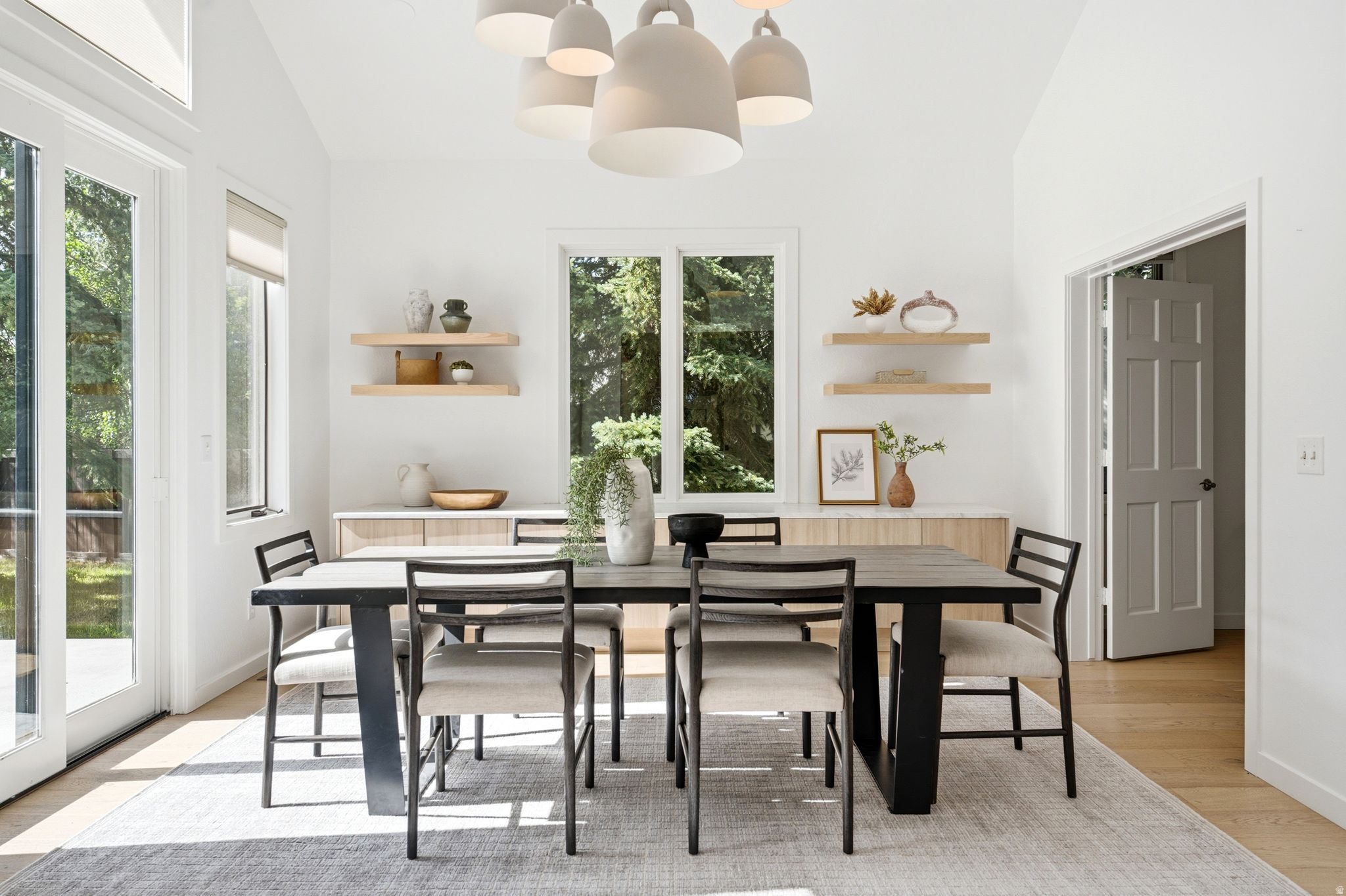 SILVER SPRINGS - Residential