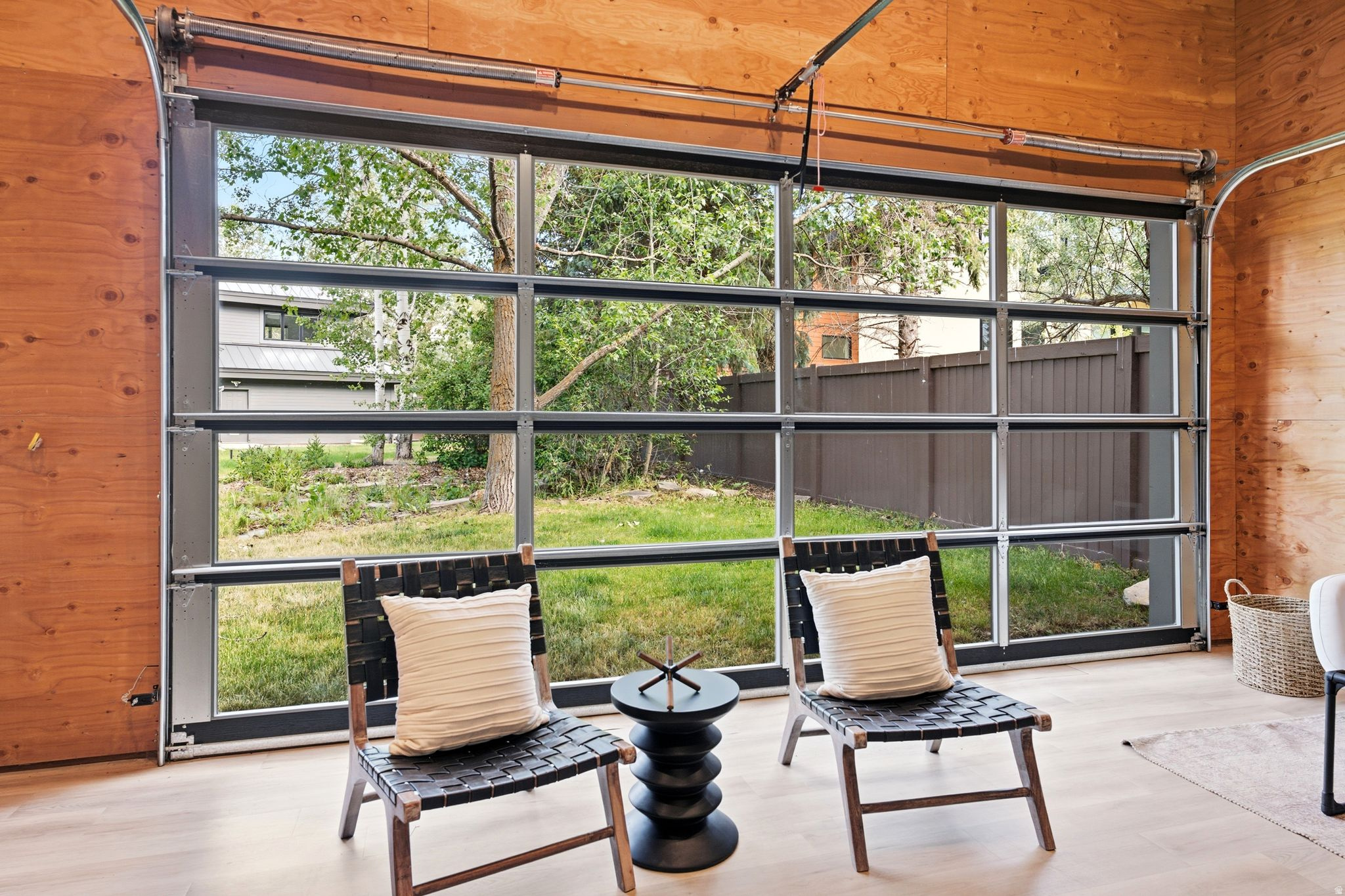 SILVER SPRINGS - Residential