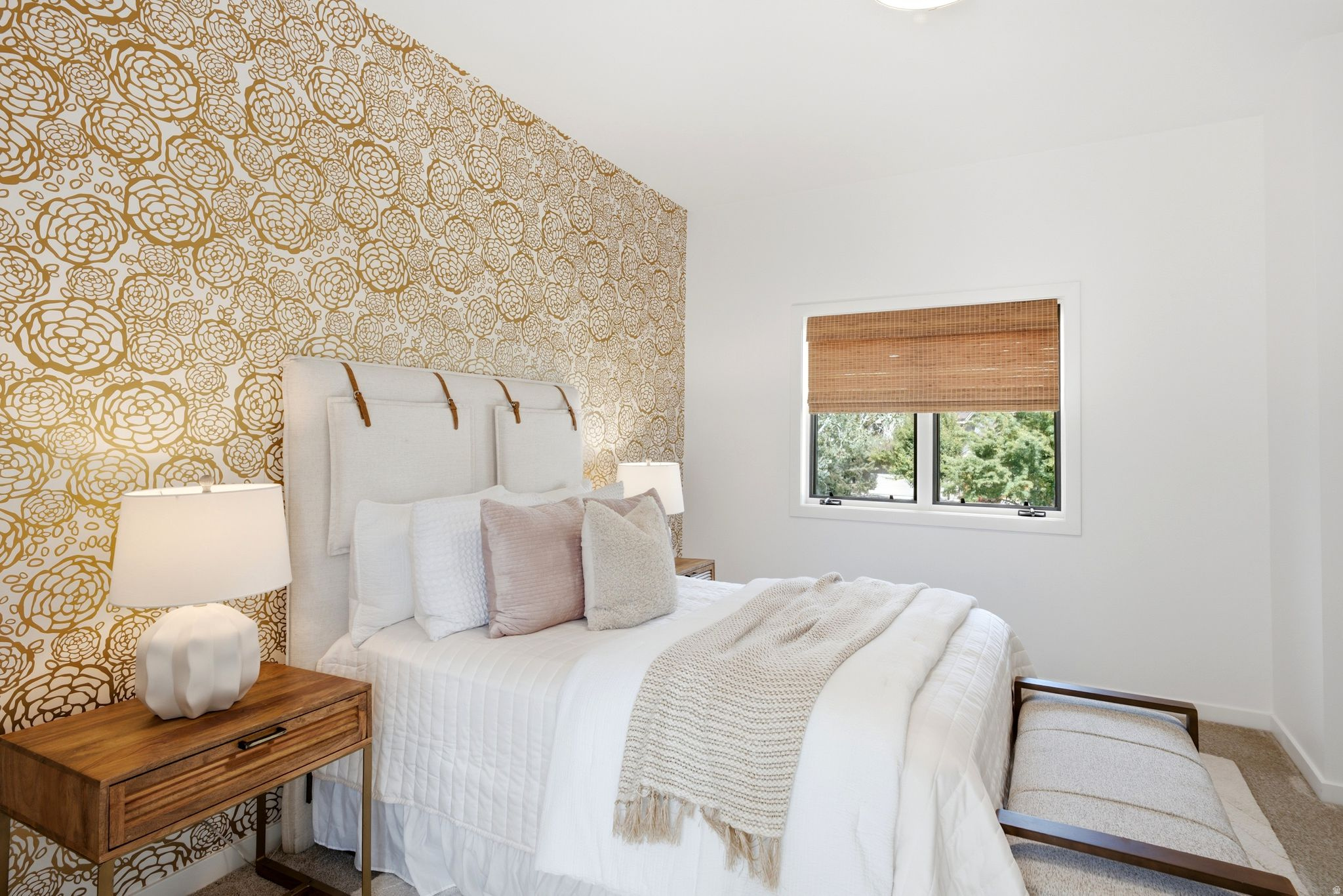 SILVER SPRINGS - Residential