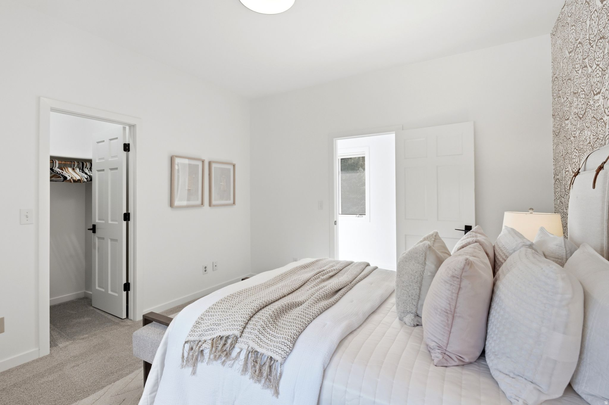 SILVER SPRINGS - Residential