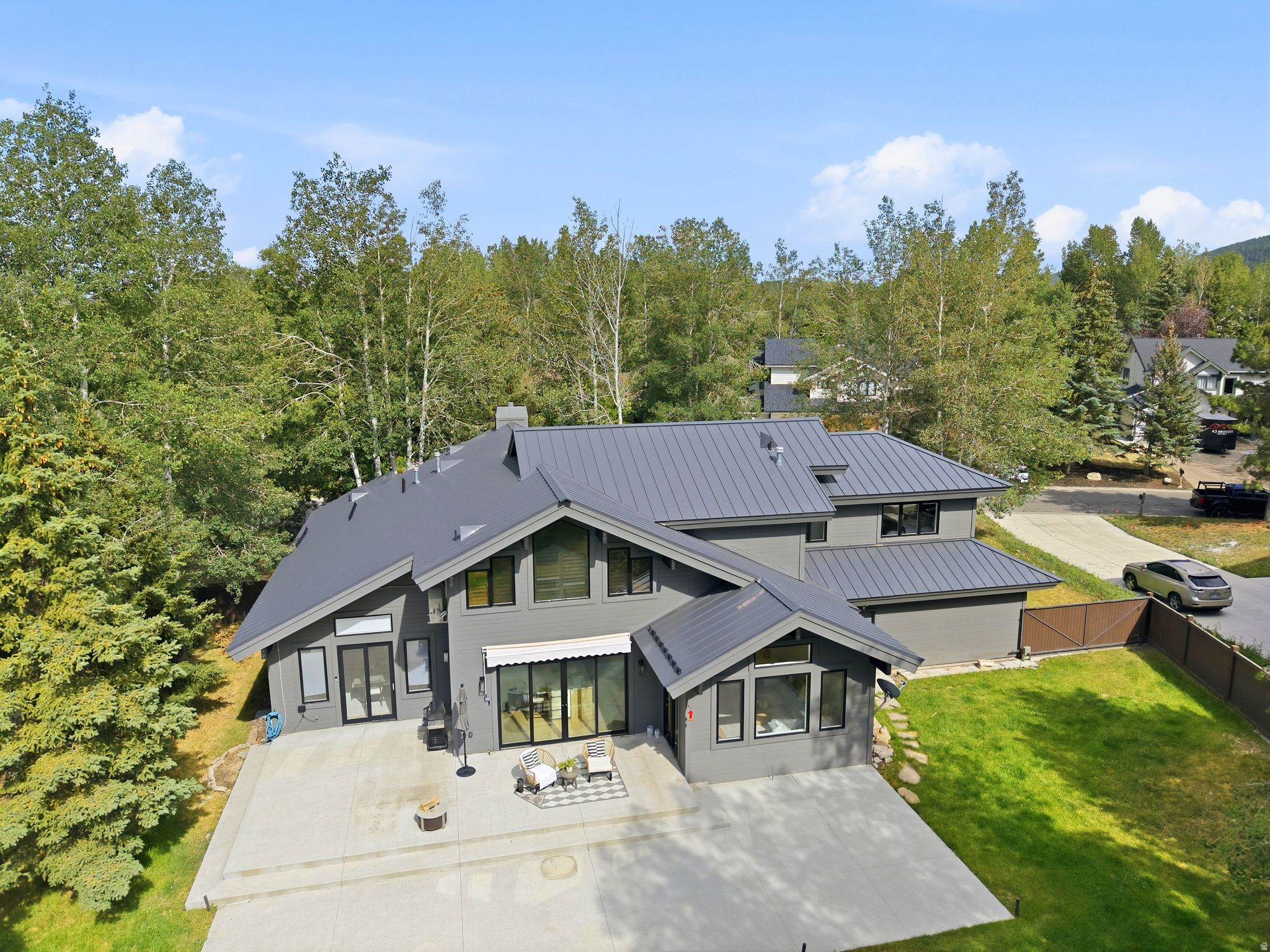 SILVER SPRINGS - Residential