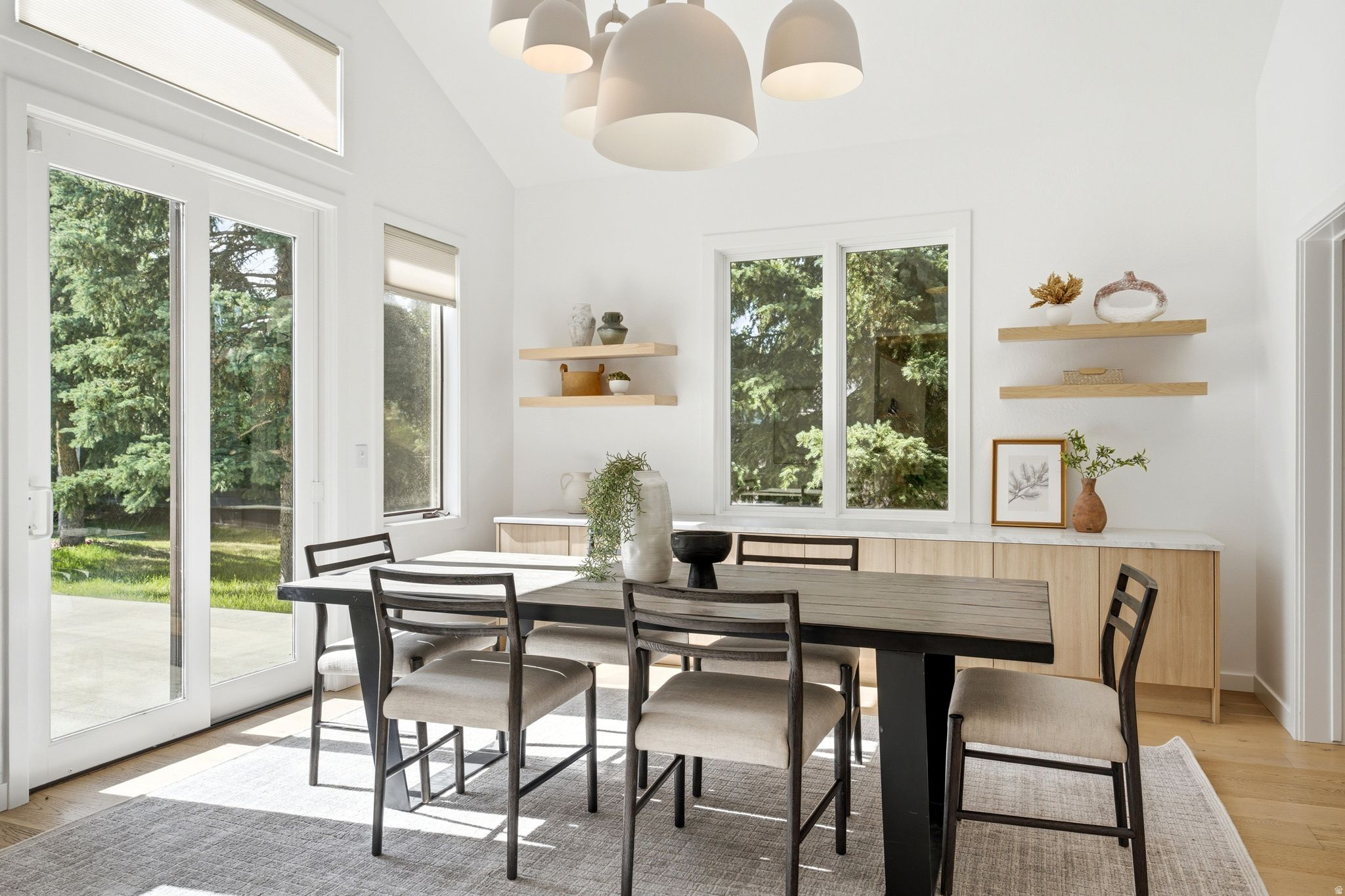 SILVER SPRINGS - Residential