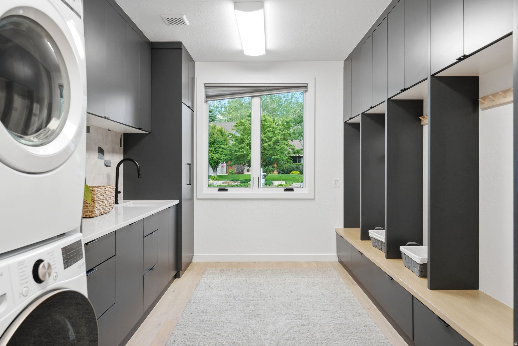 SILVER SPRINGS - Residential