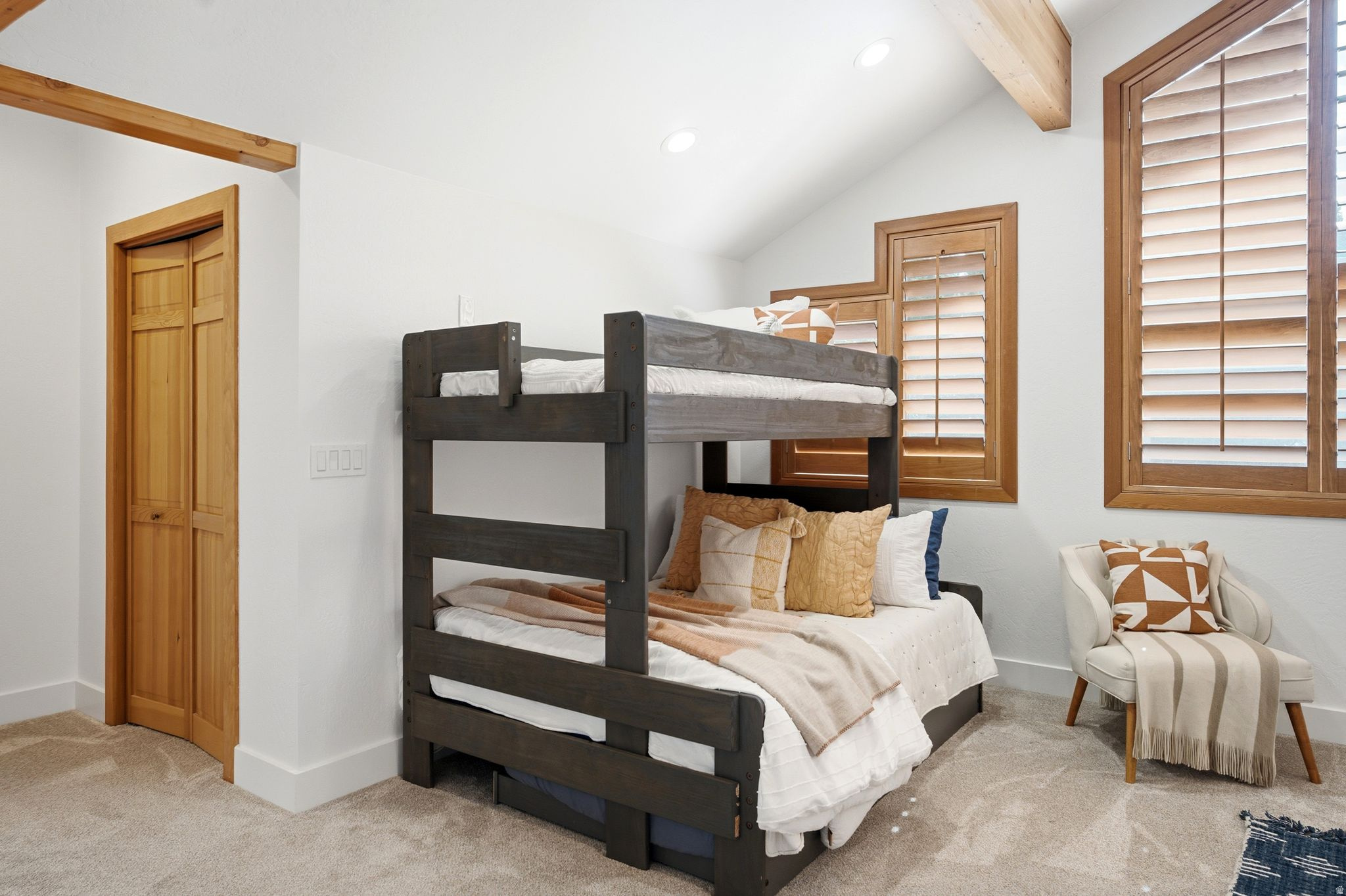 SILVER SPRINGS - Residential