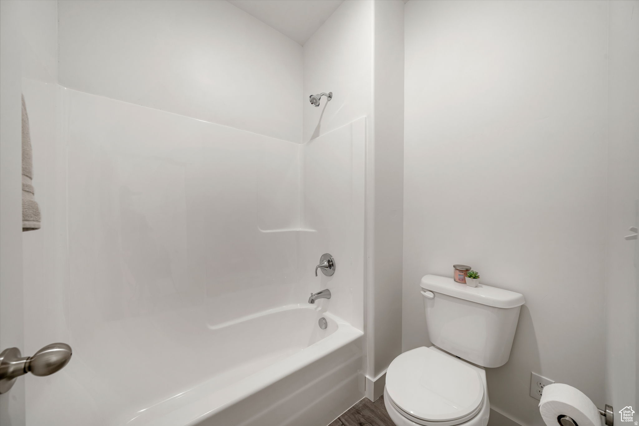 WEST FIELD CENTRAL - Residential