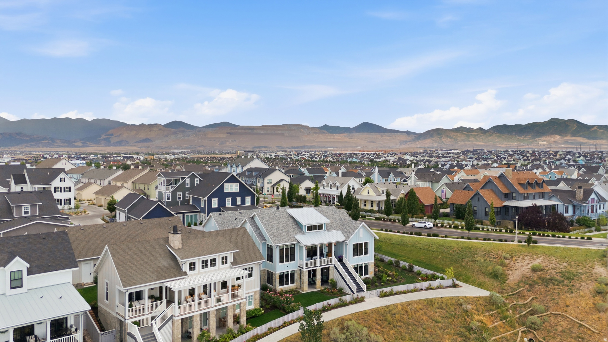 DAYBREAK LAKE ISLAND - Residential