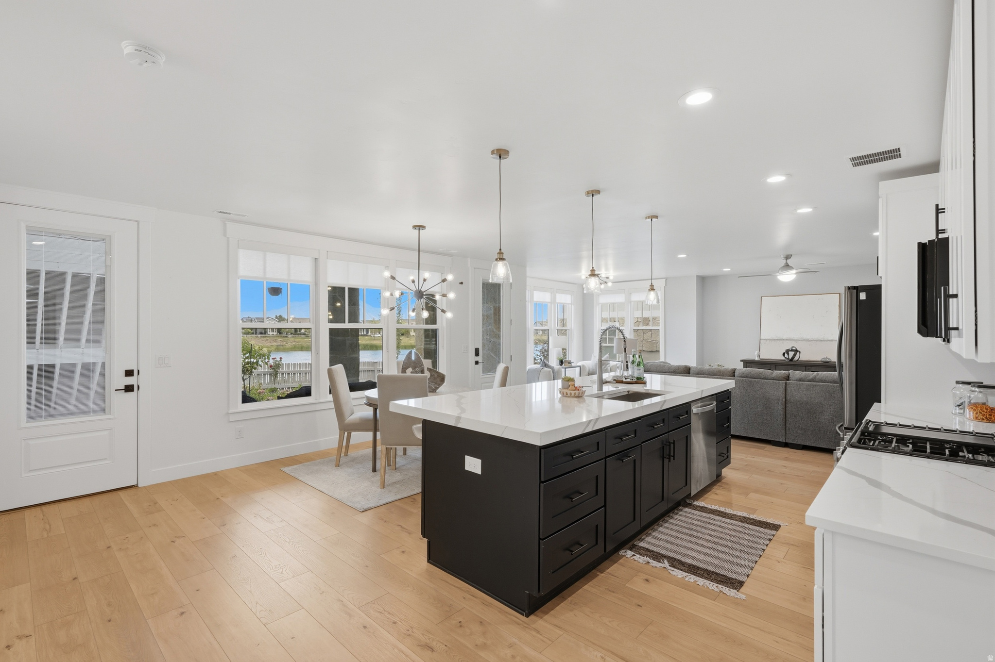 DAYBREAK LAKE ISLAND - Residential