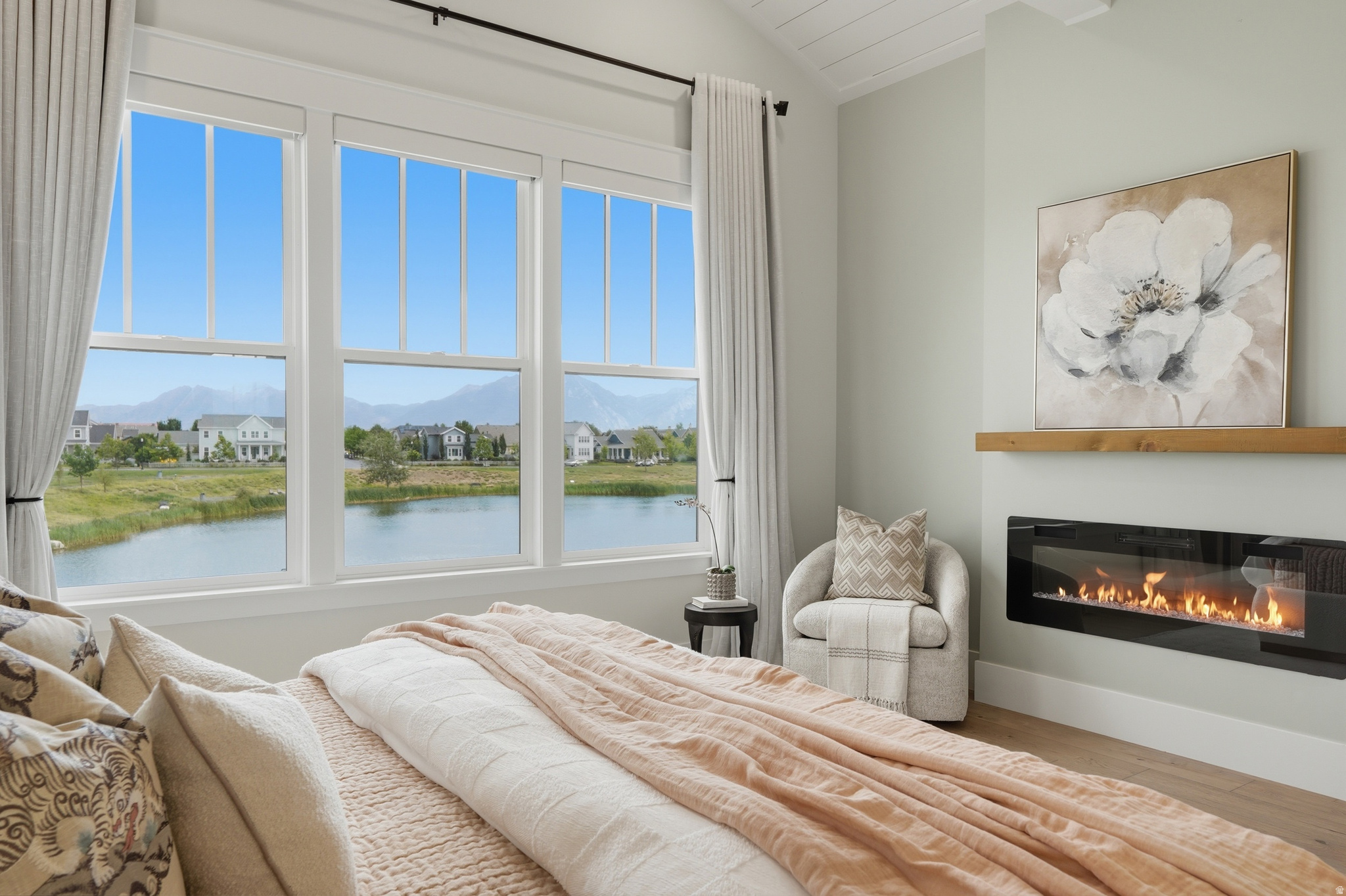 DAYBREAK LAKE ISLAND - Residential
