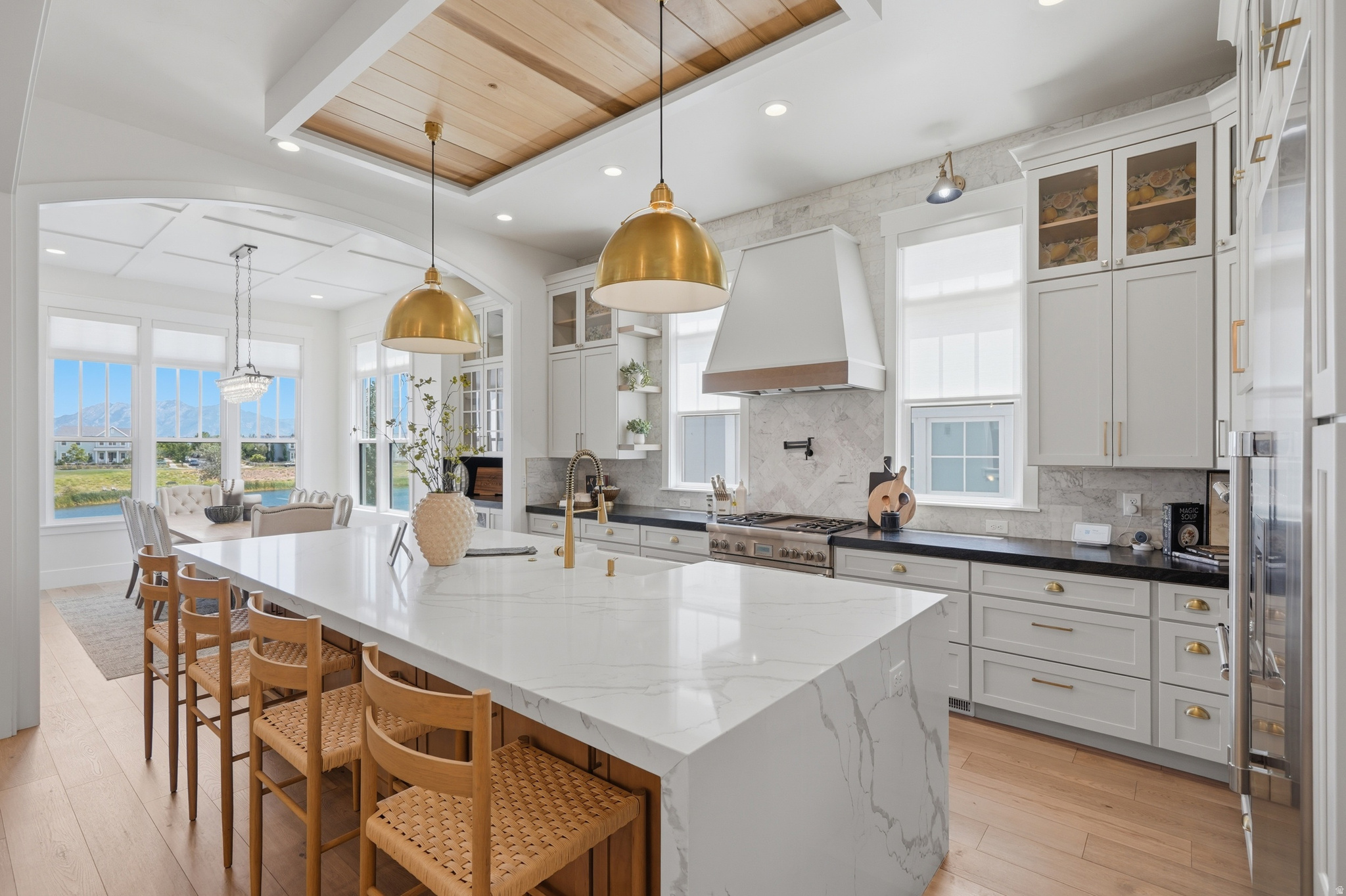 DAYBREAK LAKE ISLAND - Residential